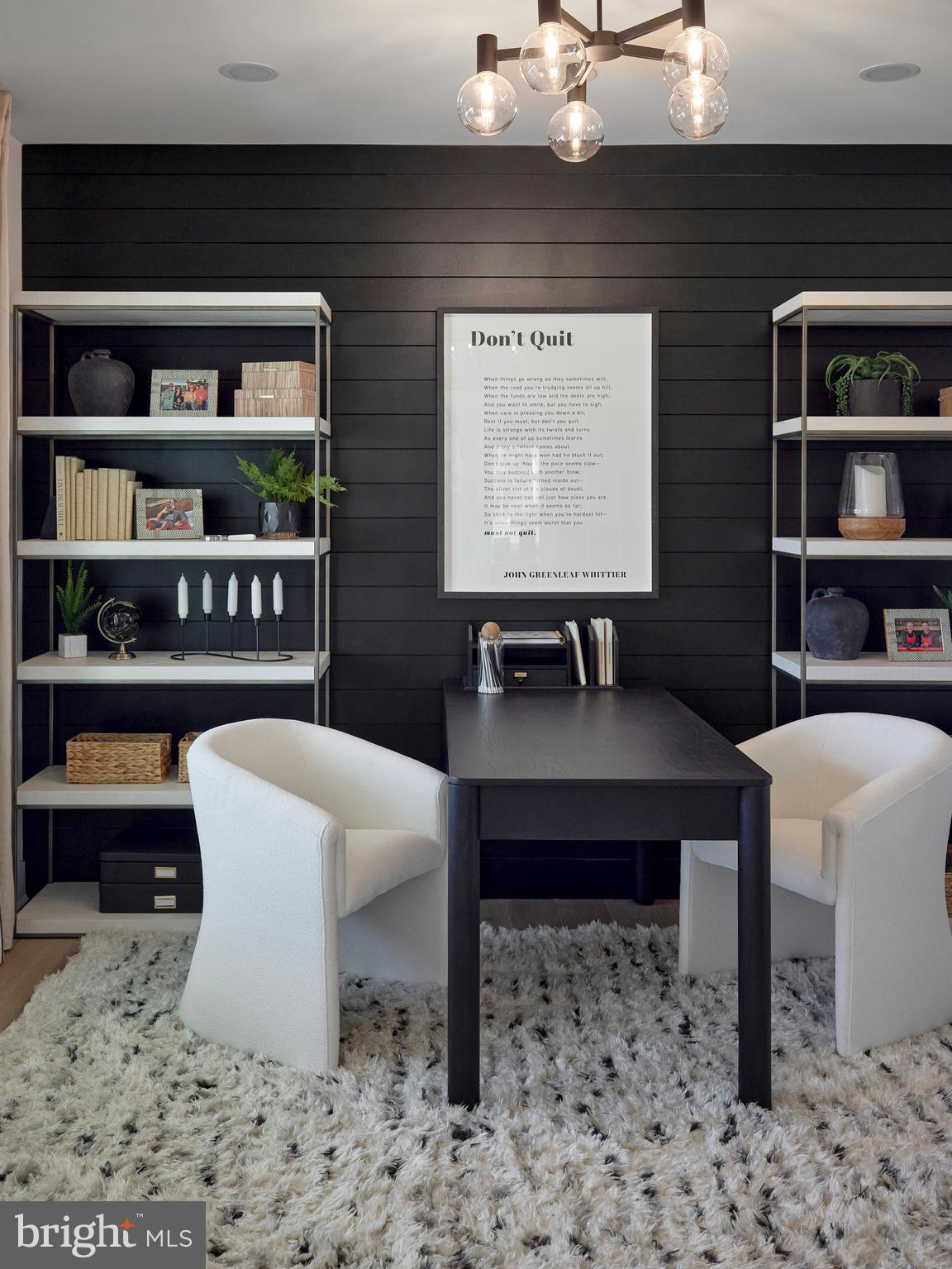 INDEPENDENCE - Residential