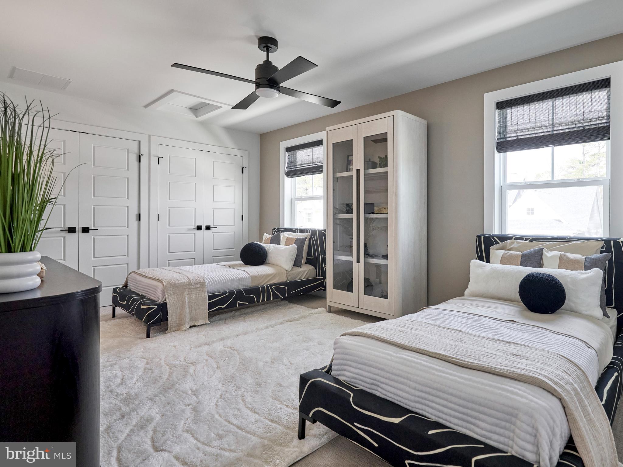 INDEPENDENCE - Residential