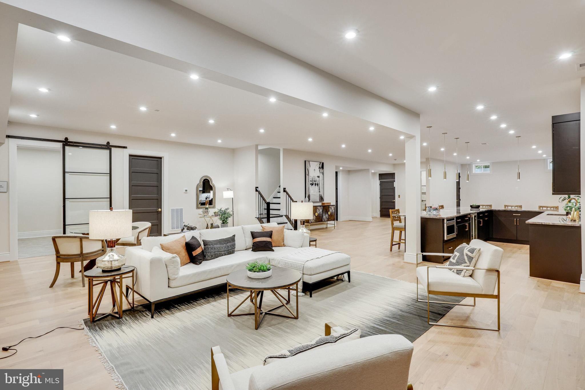 BALLANTRAE FARMS - Residential