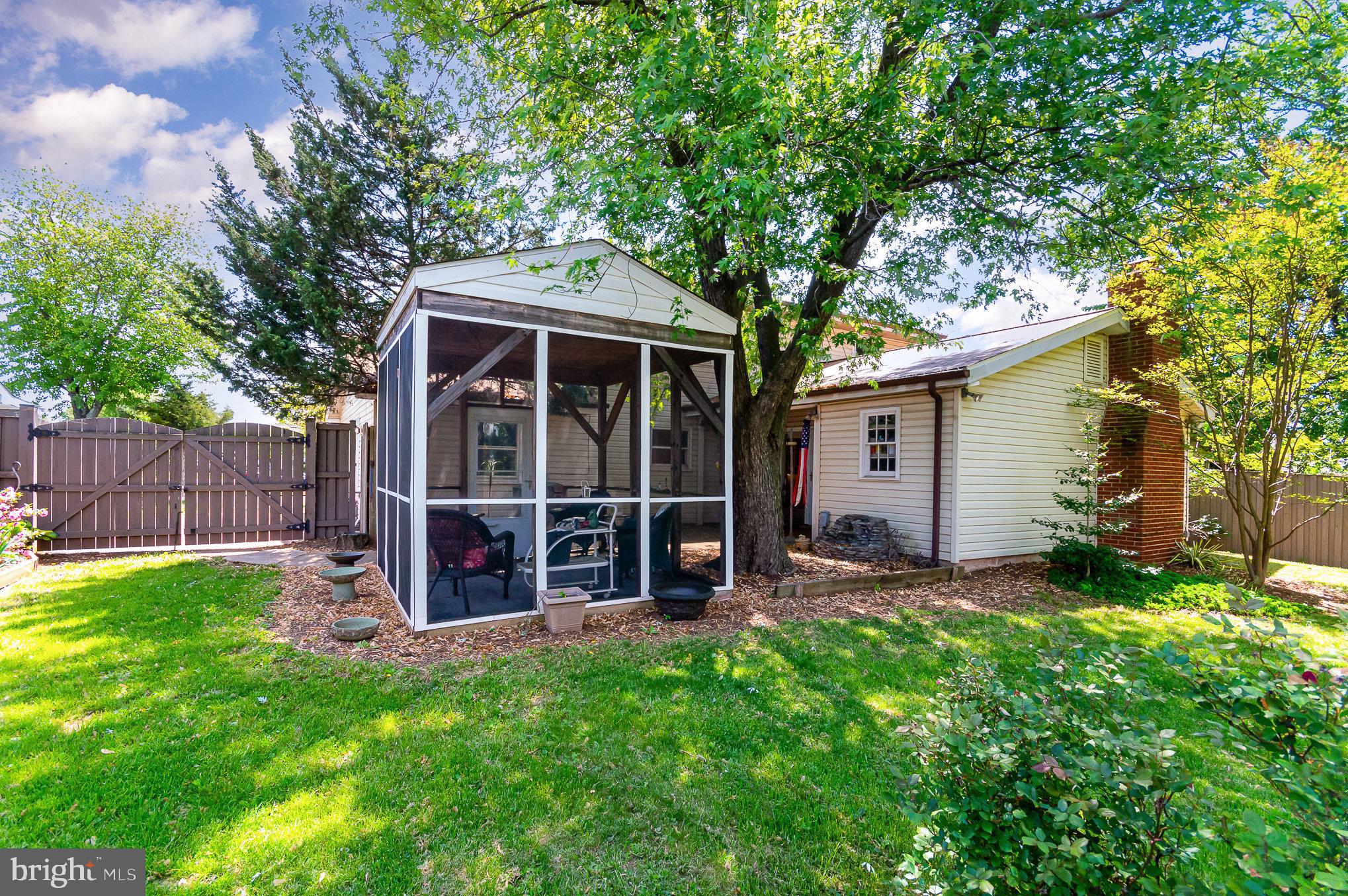 STERLING  PARK - Residential