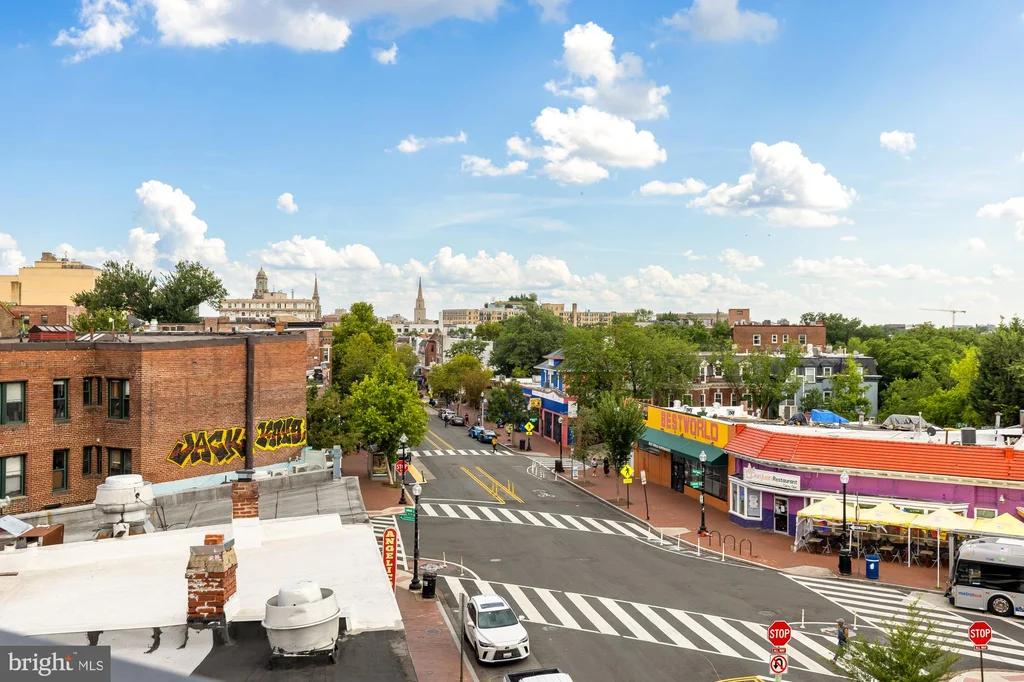 3215 Mount Pleasant Street NW Unit 403, Washington, DC 20010