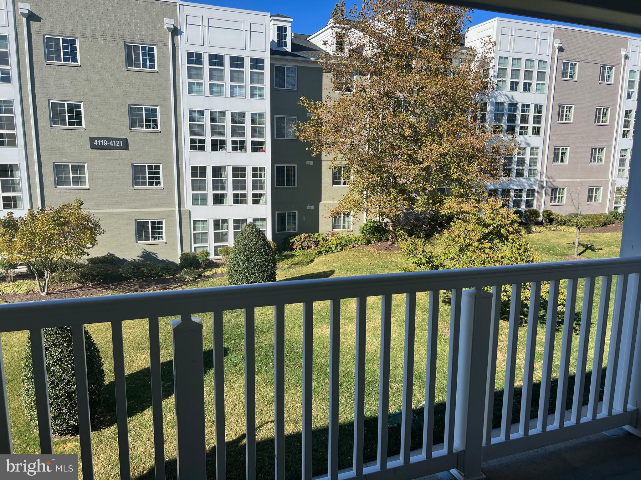 WEST VILLAGE OF SHIRLINGTON - Residential Lease