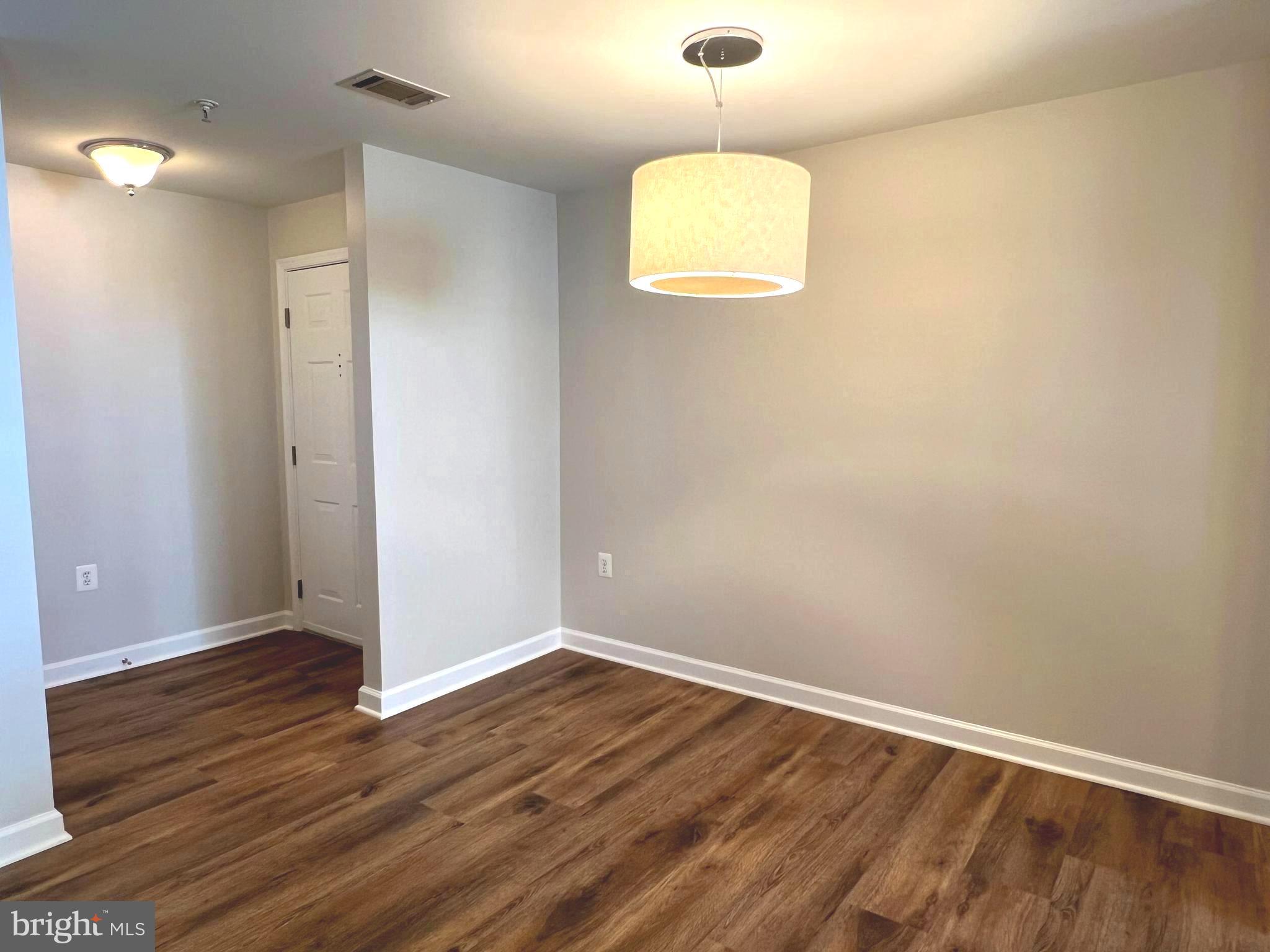 WEST VILLAGE OF SHIRLINGTON - Residential Lease