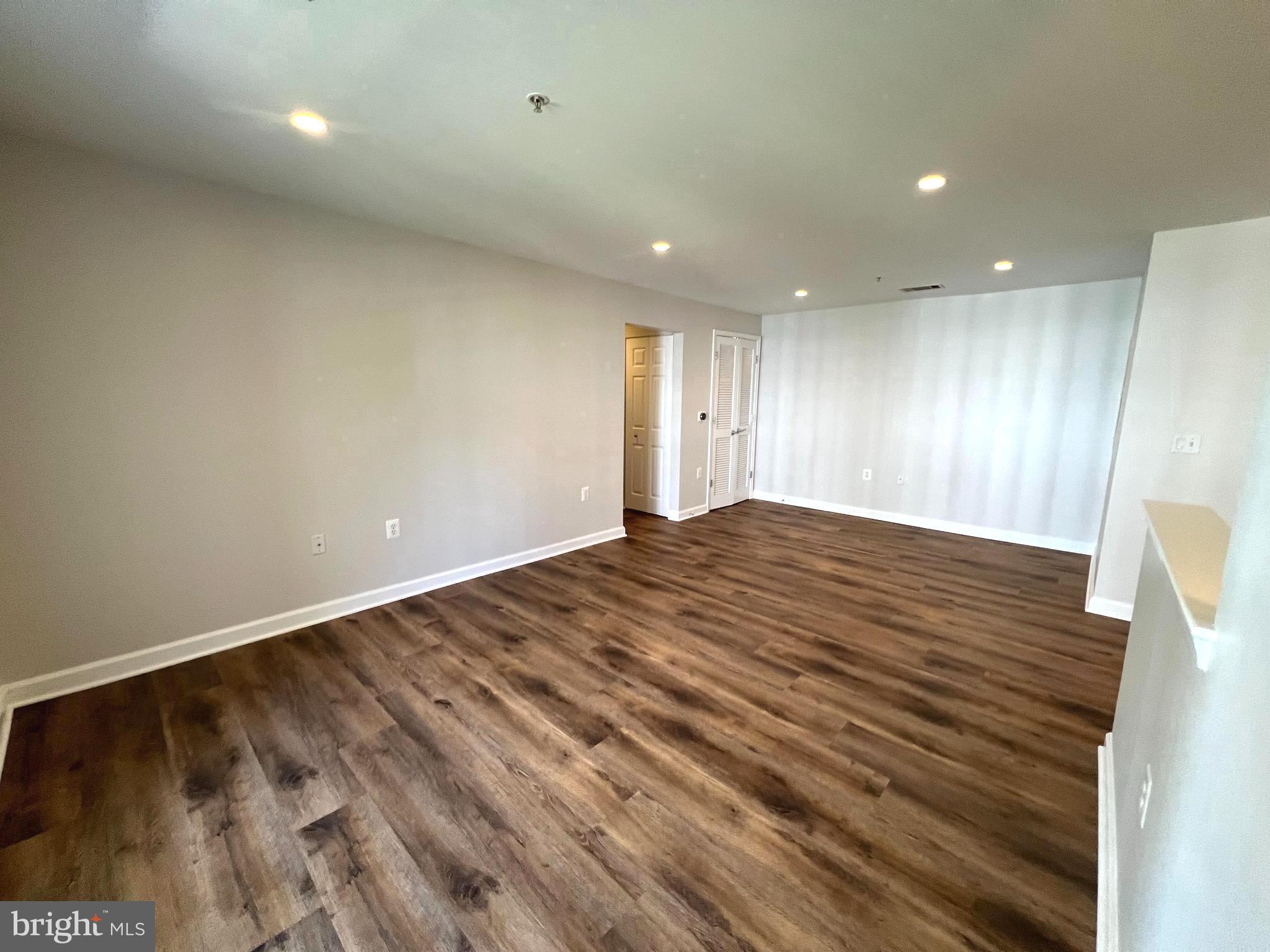 WEST VILLAGE OF SHIRLINGTON - Residential Lease