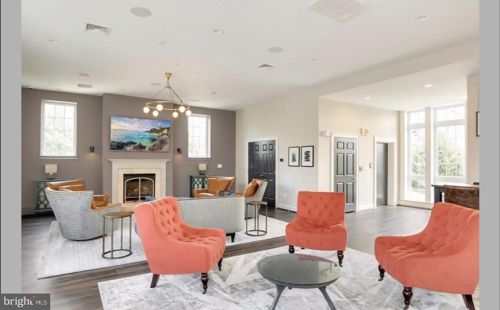 WEST VILLAGE OF SHIRLINGTON - Residential Lease