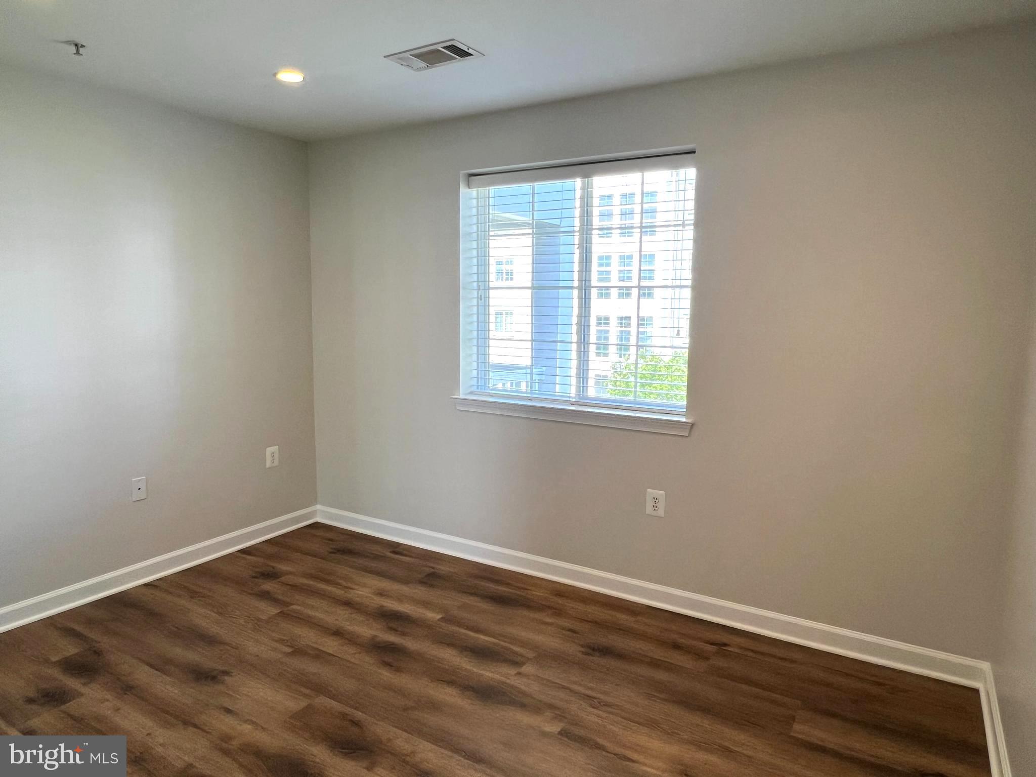 WEST VILLAGE OF SHIRLINGTON - Residential Lease