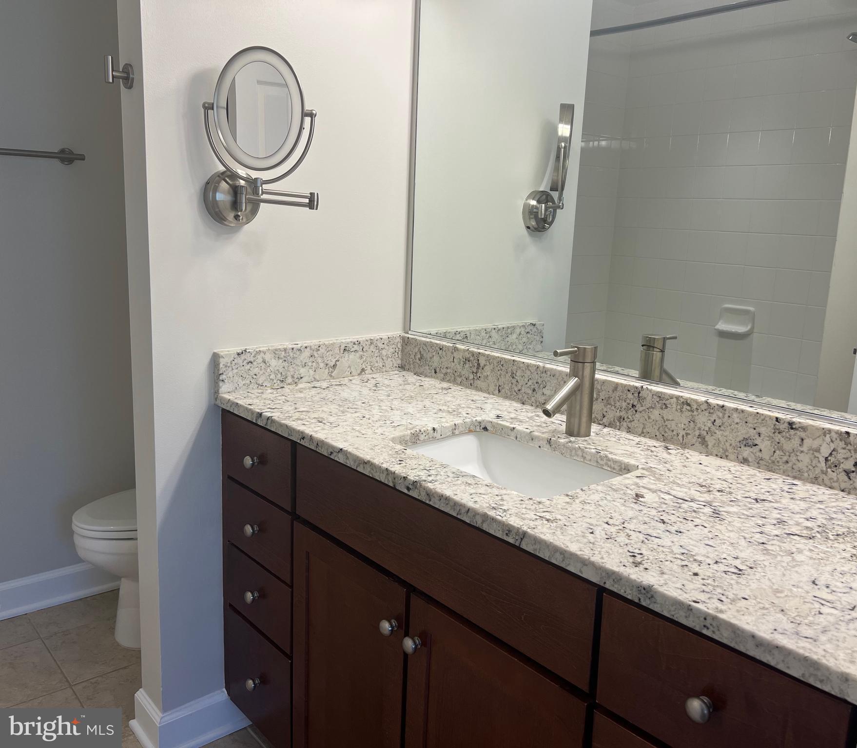 WEST VILLAGE OF SHIRLINGTON - Residential Lease