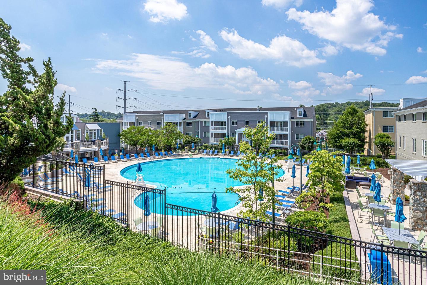 WEST VILLAGE OF SHIRLINGTON - Residential Lease