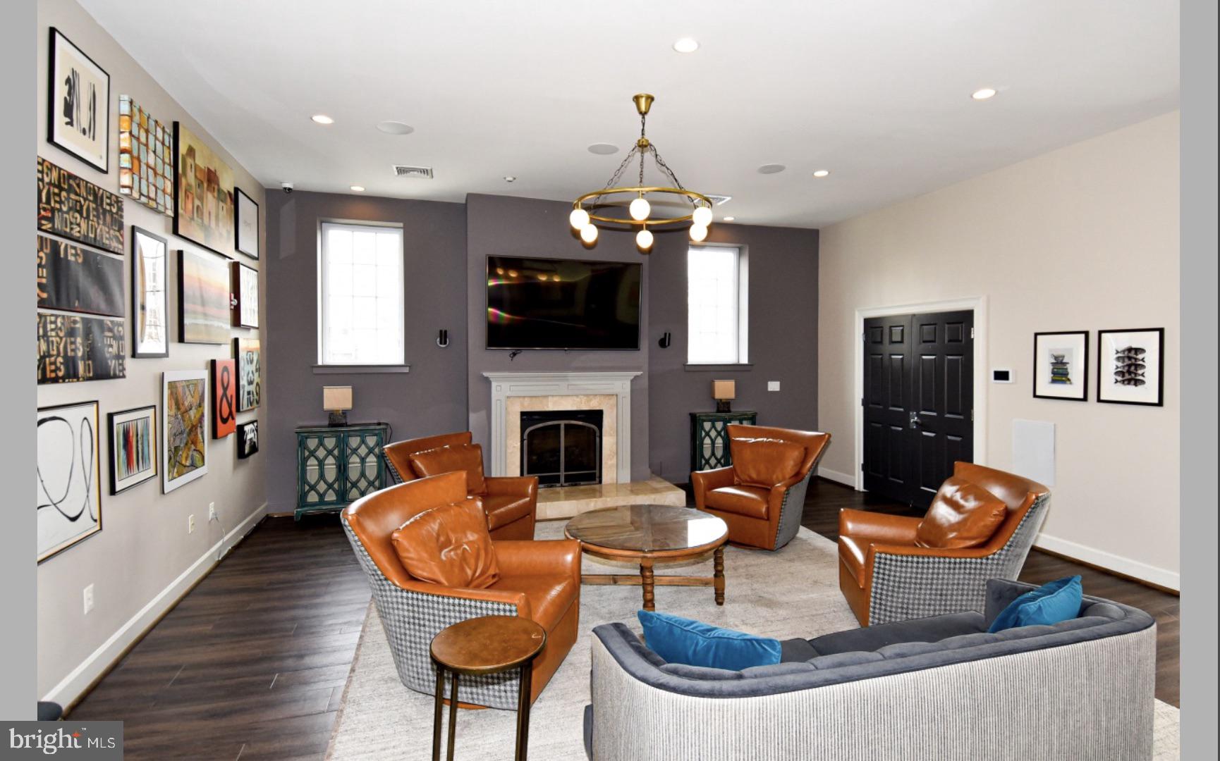 WEST VILLAGE OF SHIRLINGTON - Residential Lease