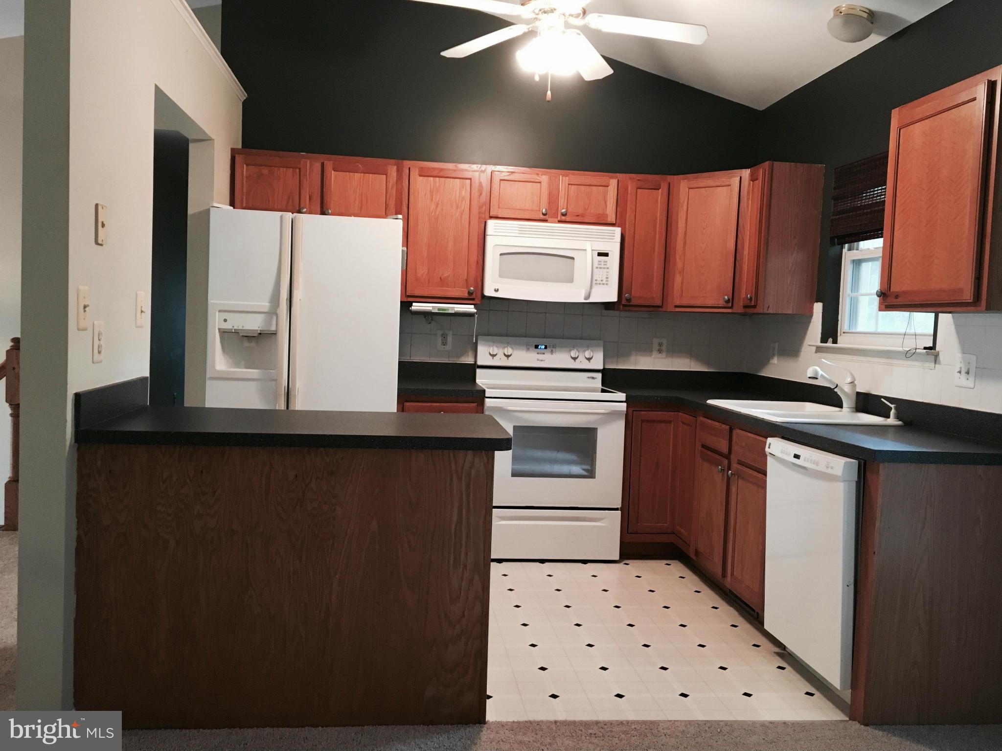 WILDERNESS SHORES - Residential Lease