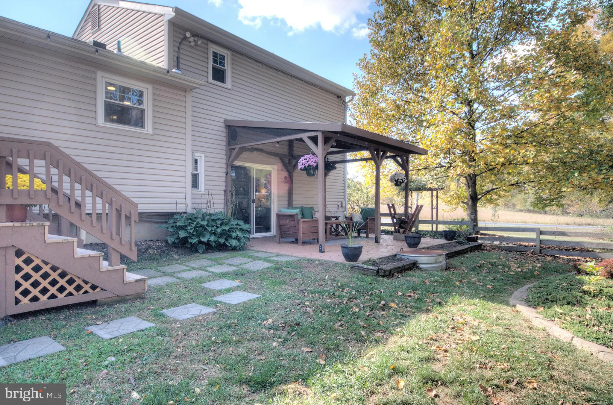 Woodstown, New Jersey 08098, United States, 3 Bedrooms Bedrooms, ,2 BathroomsBathrooms,Residential,Pending,233071