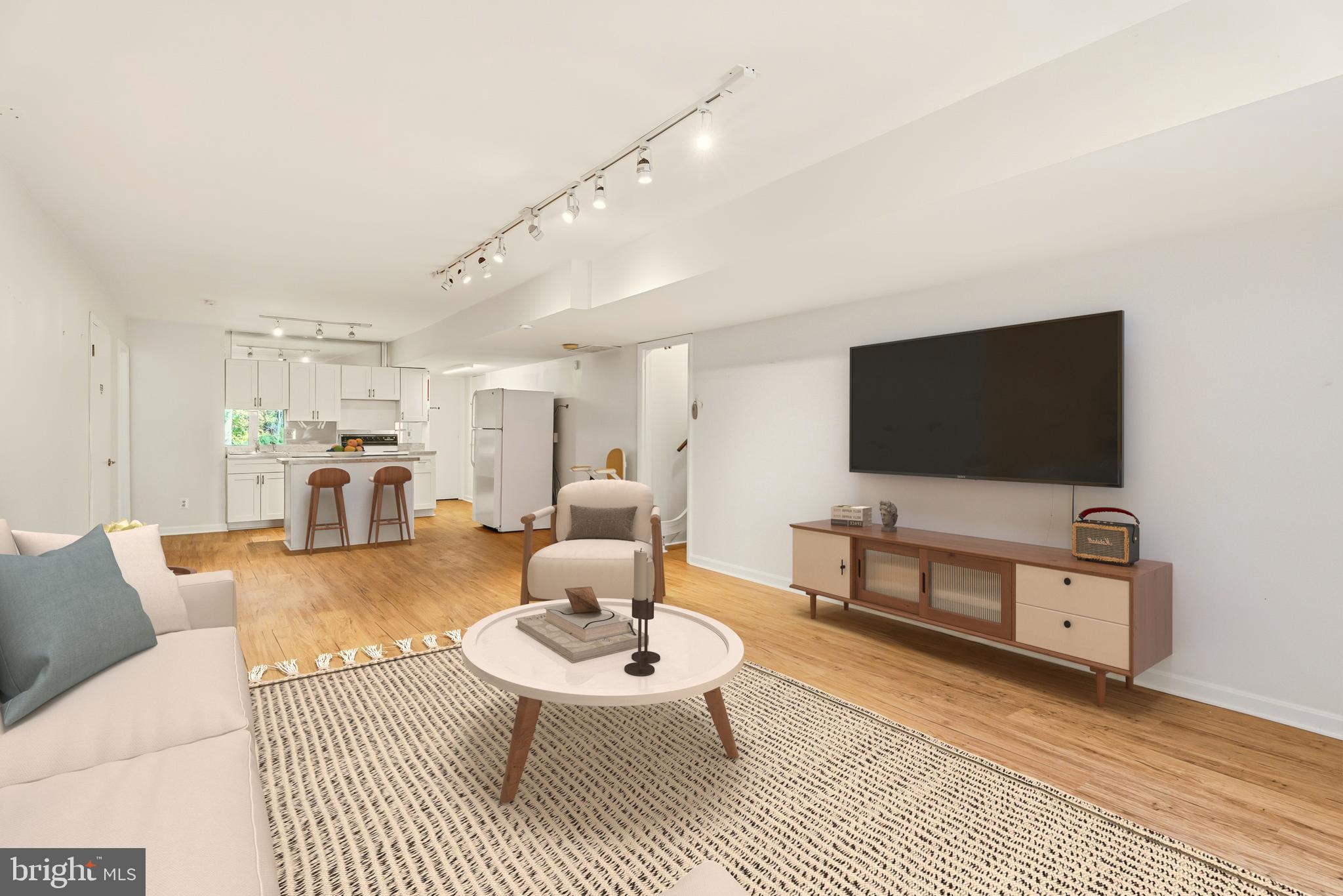 RIDERWOOD STATION - Residential