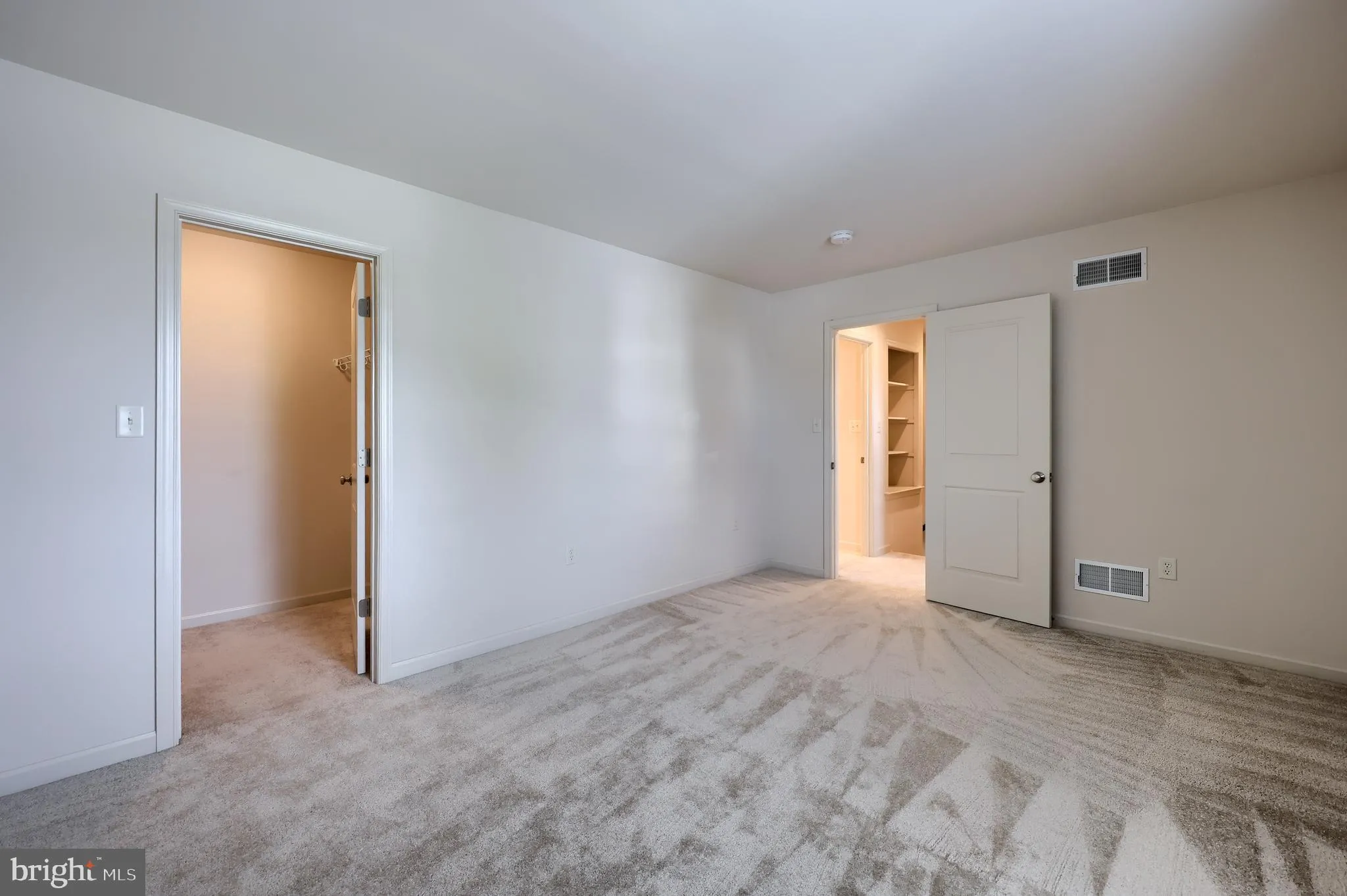 Willow Street, Pennsylvania 17584, United States, 2 Bedrooms Bedrooms, ,3 BathroomsBathrooms,Residential,Coming Soon,231121