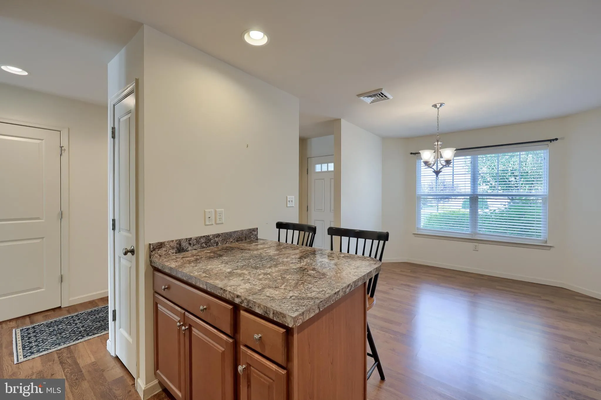 Willow Street, Pennsylvania 17584, United States, 2 Bedrooms Bedrooms, ,3 BathroomsBathrooms,Residential,Coming Soon,231121