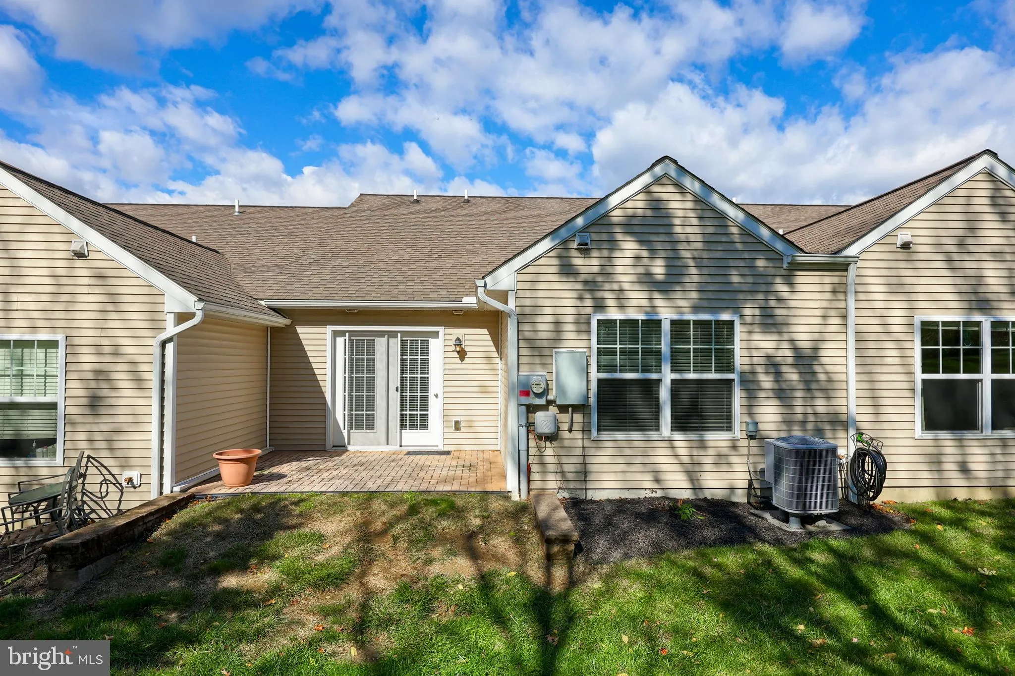 Willow Street, Pennsylvania 17584, United States, 2 Bedrooms Bedrooms, ,3 BathroomsBathrooms,Residential,Coming Soon,231121