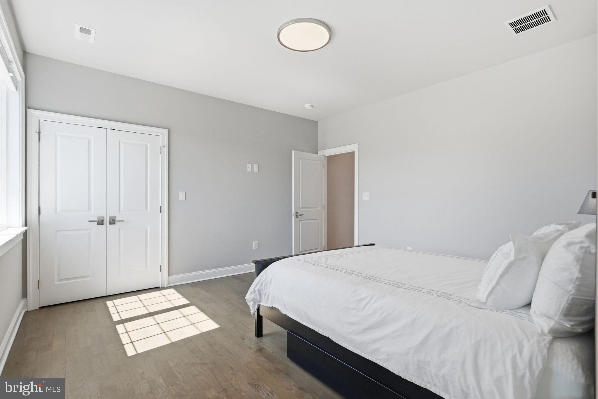 SUSSEX - Residential