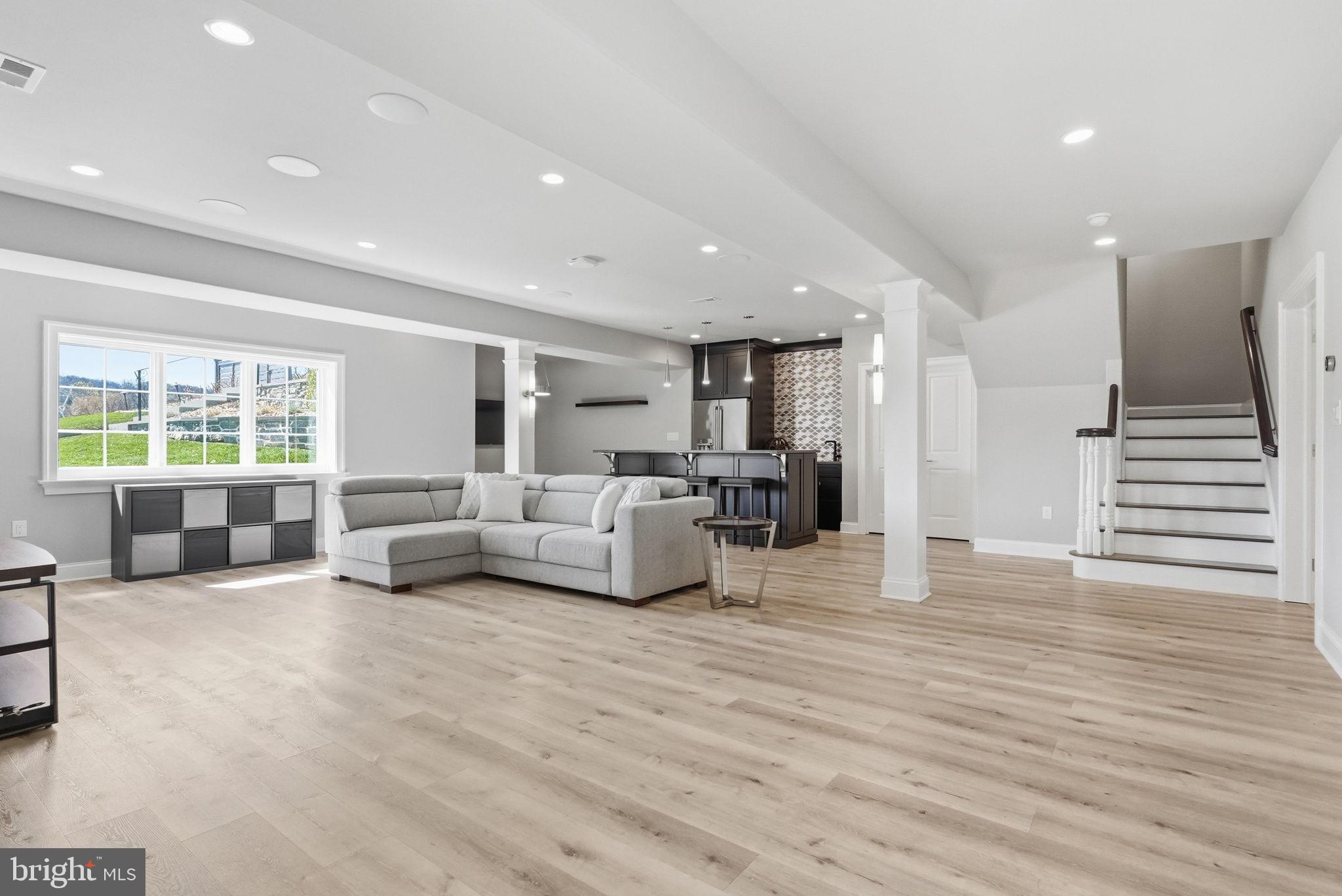 SUSSEX - Residential