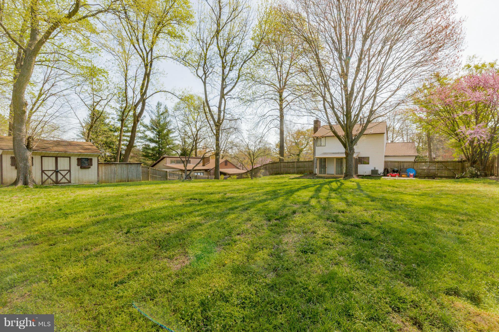RAMBLING HILLS - Residential