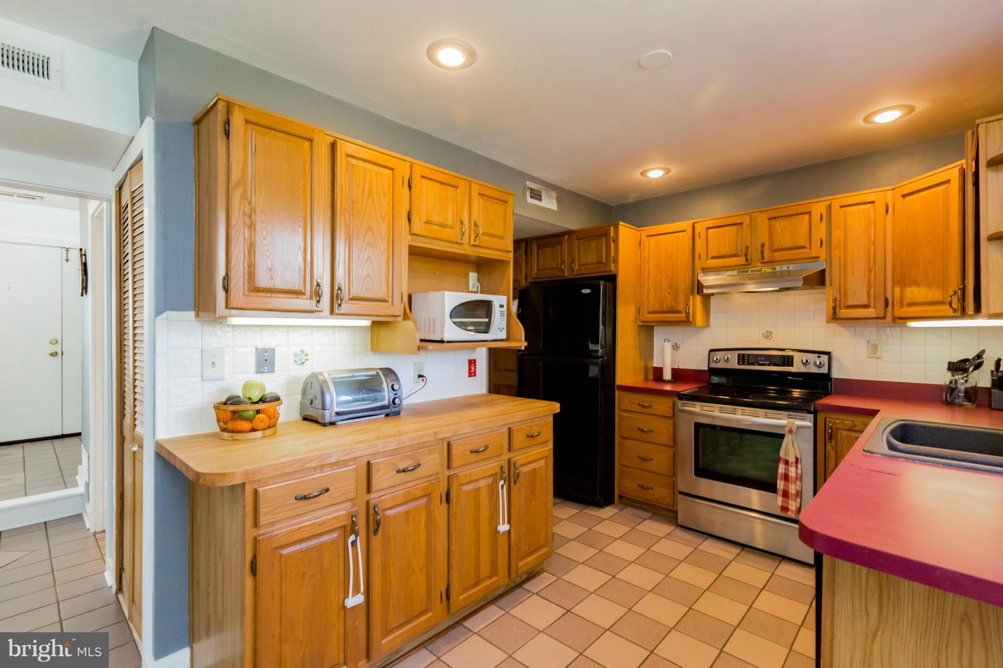 RAMBLING HILLS - Residential