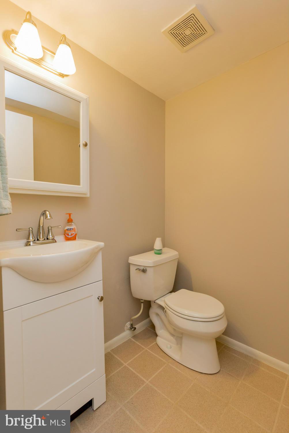 RAMBLING HILLS - Residential