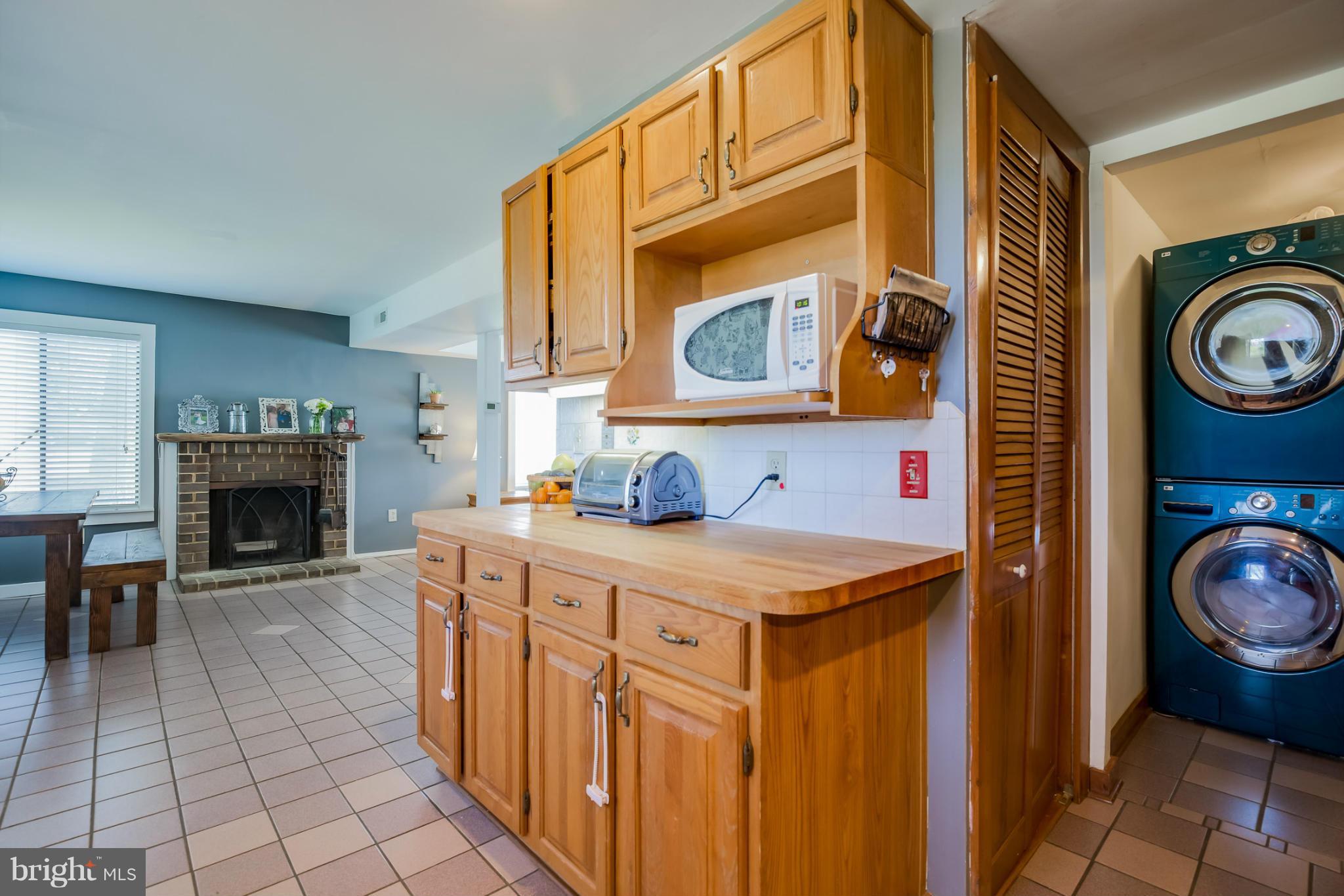 RAMBLING HILLS - Residential