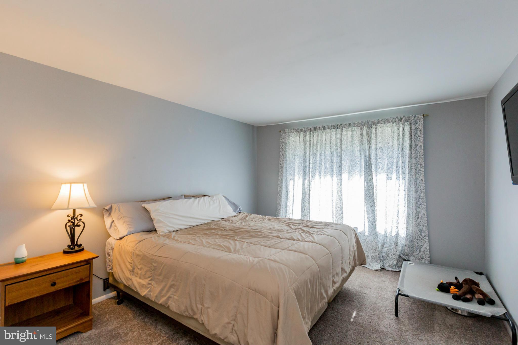 RAMBLING HILLS - Residential