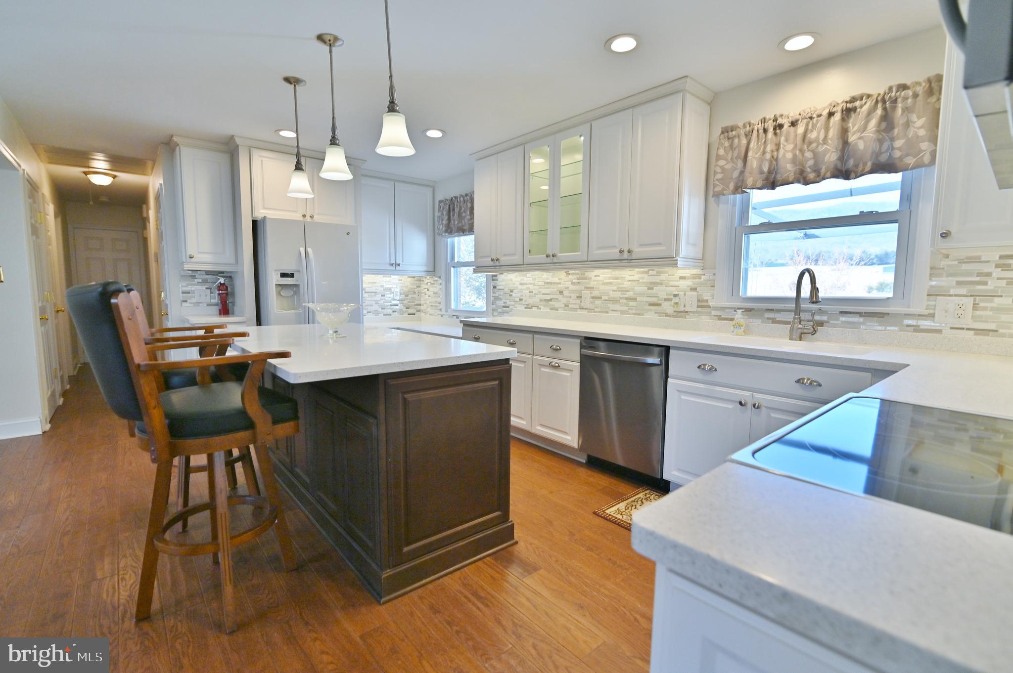 MOUNTAIN VIEW - Residential