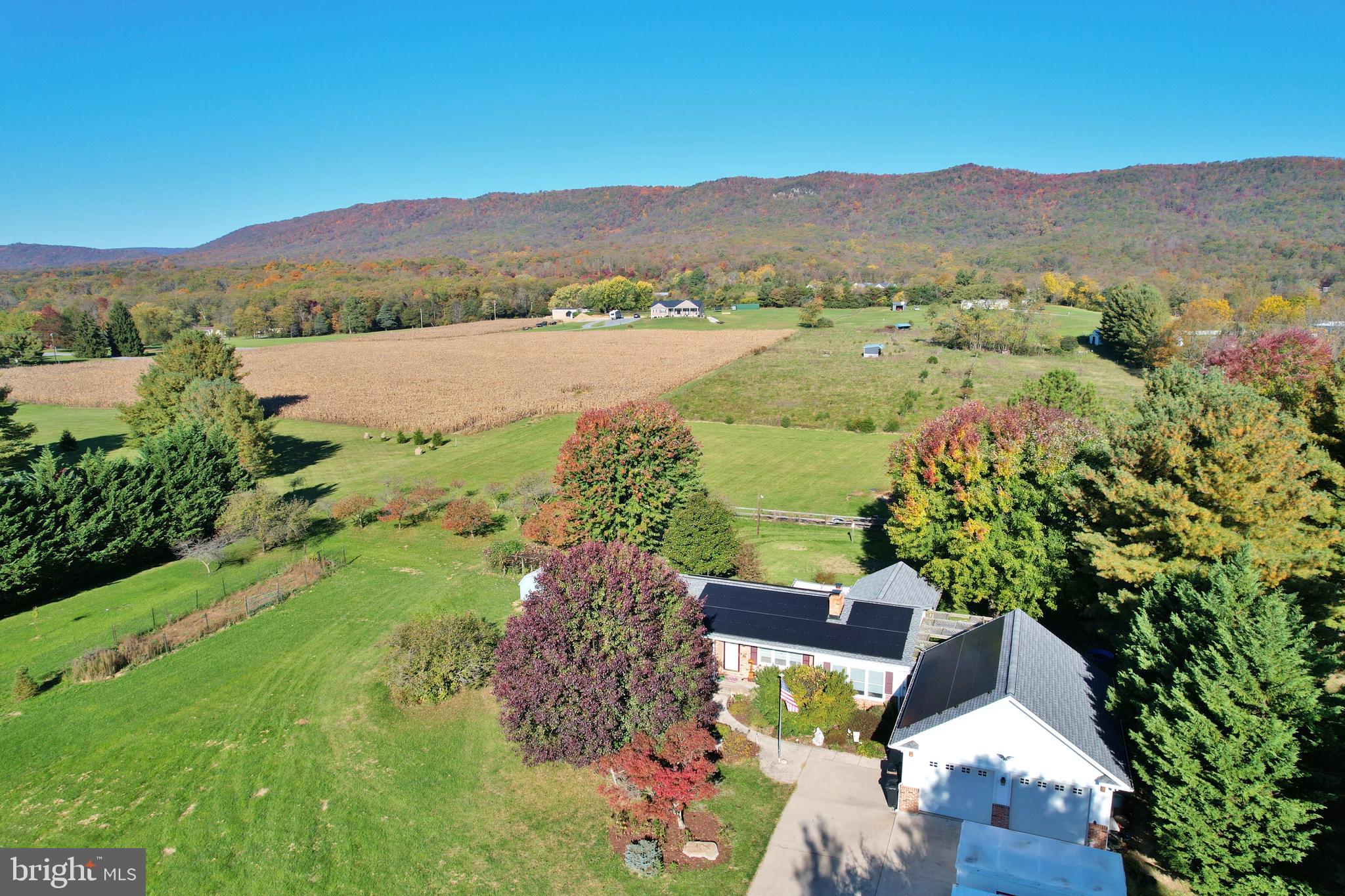 8289 BACK ROAD