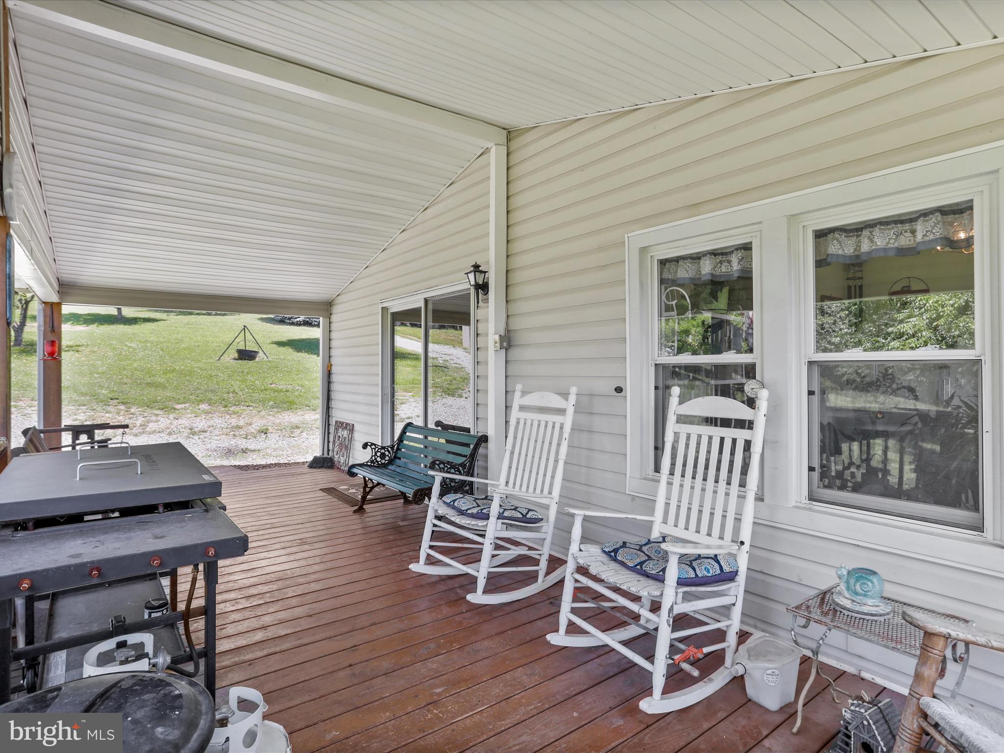 HIGH MOUNTAIN MEADOWS - Residential