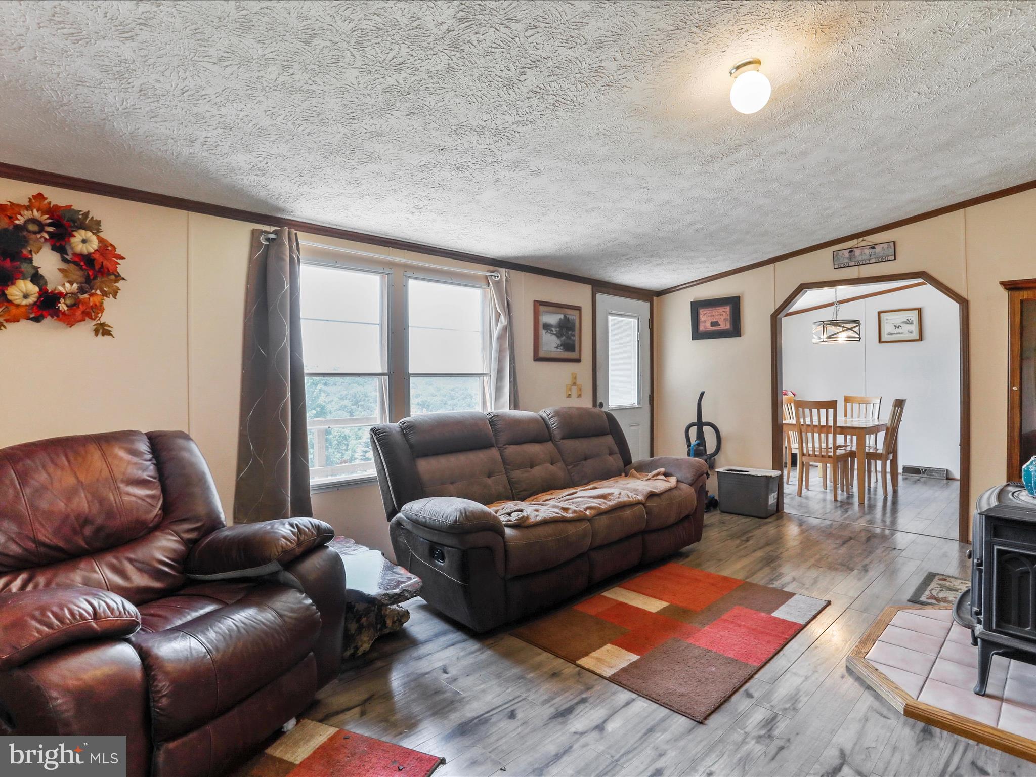 HIGH MOUNTAIN MEADOWS - Residential