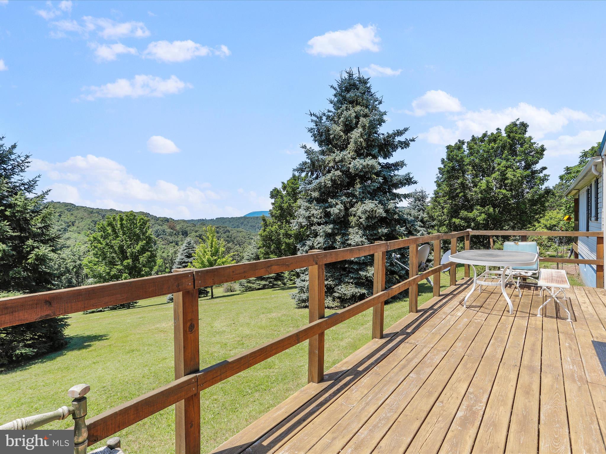 HIGH MOUNTAIN MEADOWS - Residential