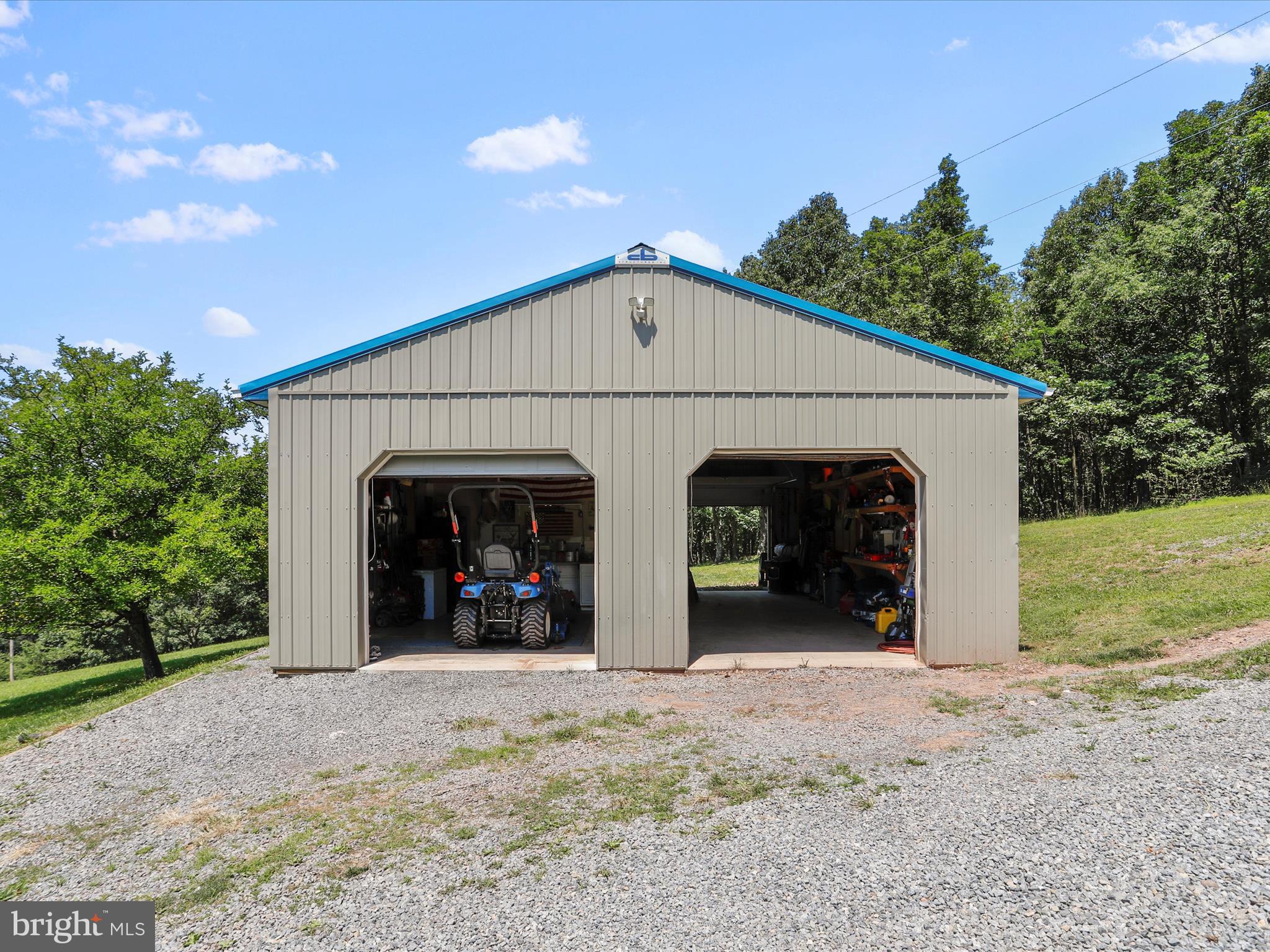 HIGH MOUNTAIN MEADOWS - Residential