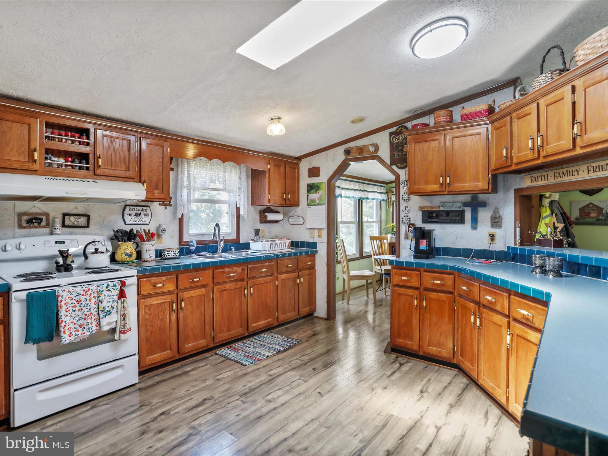 HIGH MOUNTAIN MEADOWS - Residential