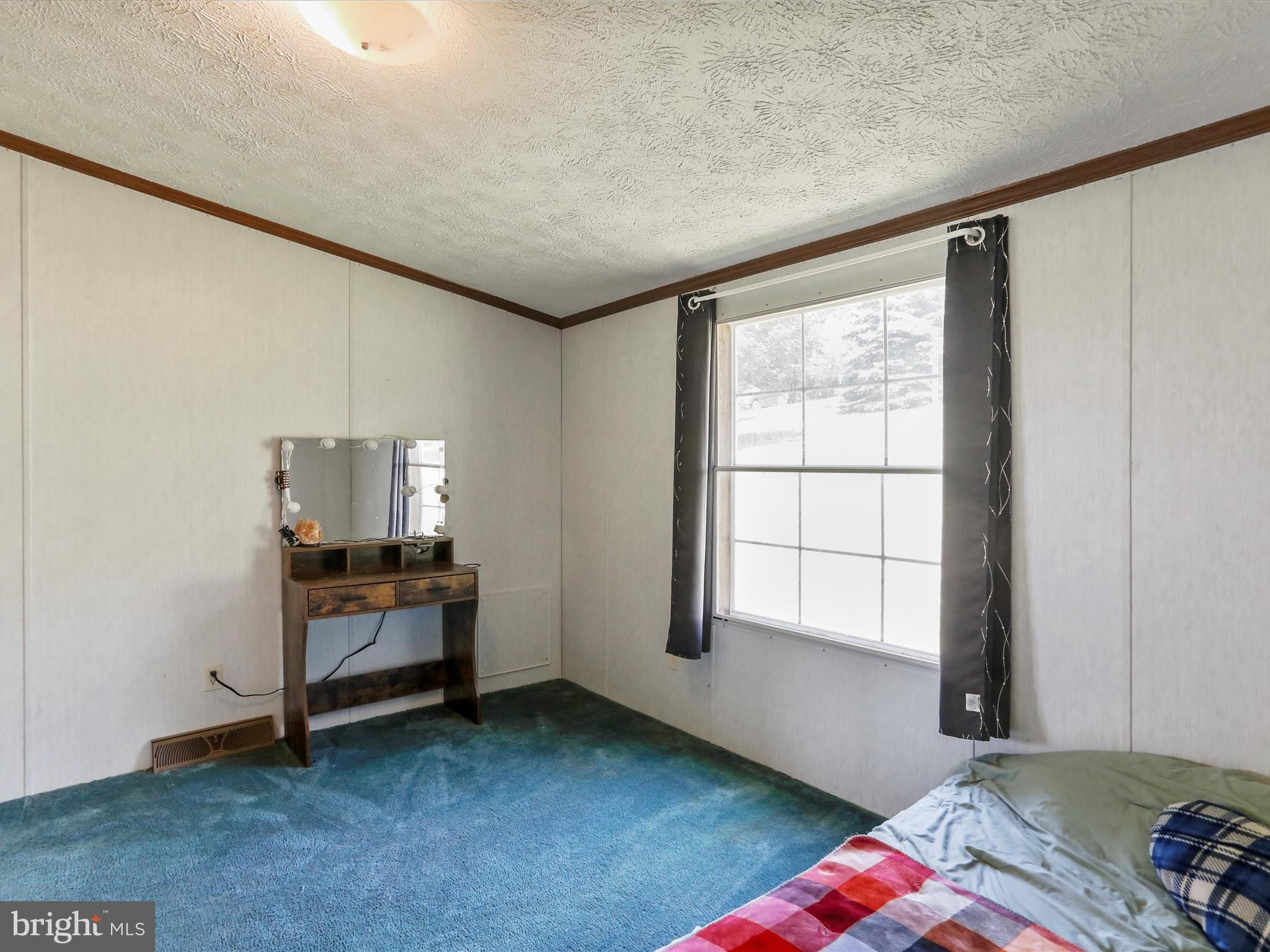 HIGH MOUNTAIN MEADOWS - Residential