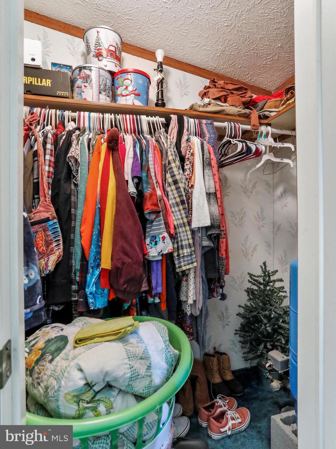 HIGH MOUNTAIN MEADOWS - Residential