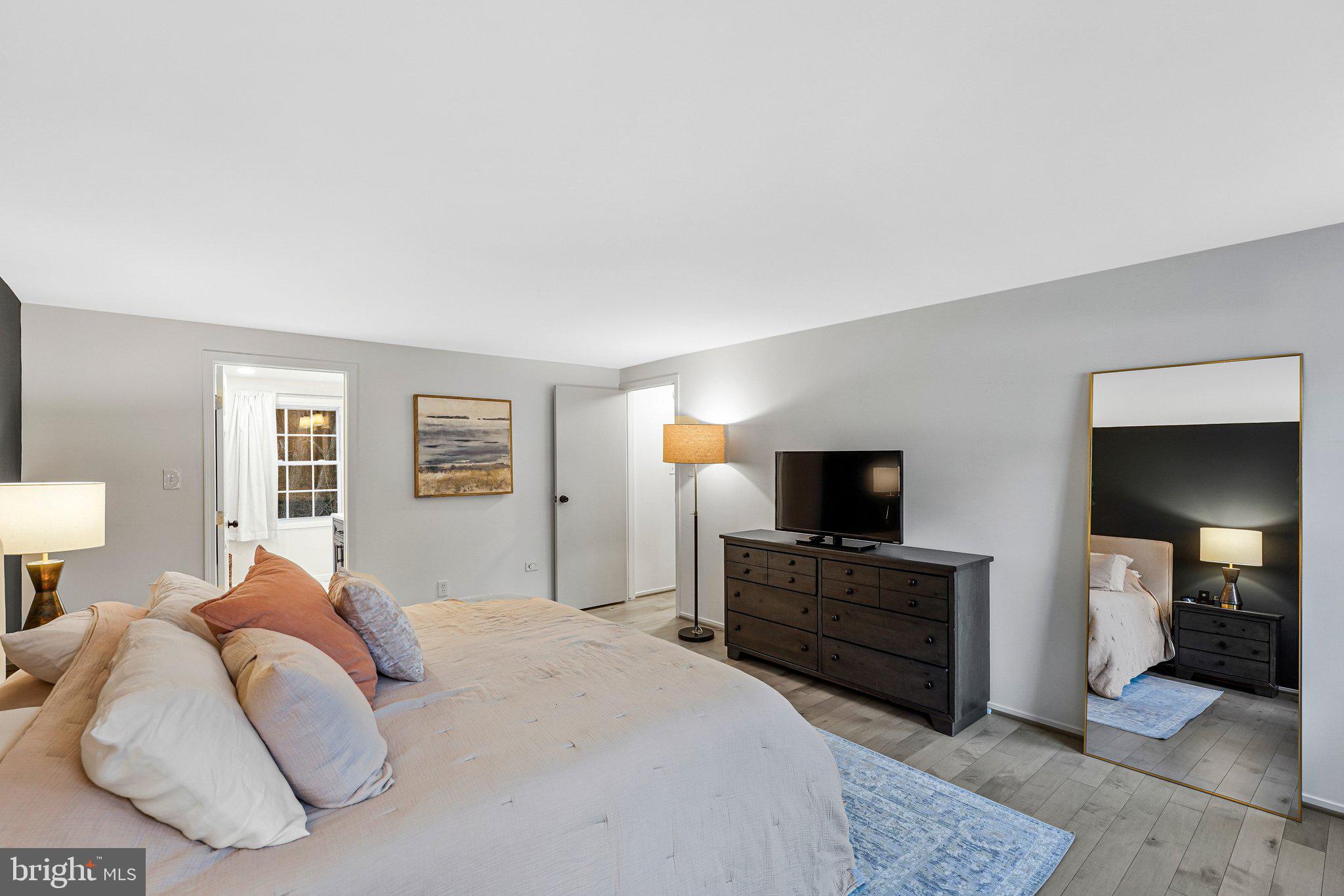 BURKE CENTRE - Residential