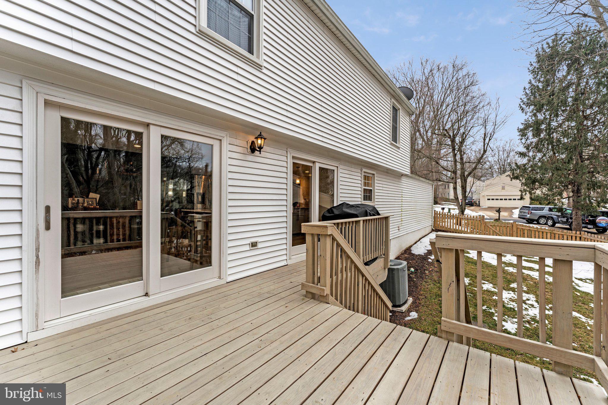 BURKE CENTRE - Residential