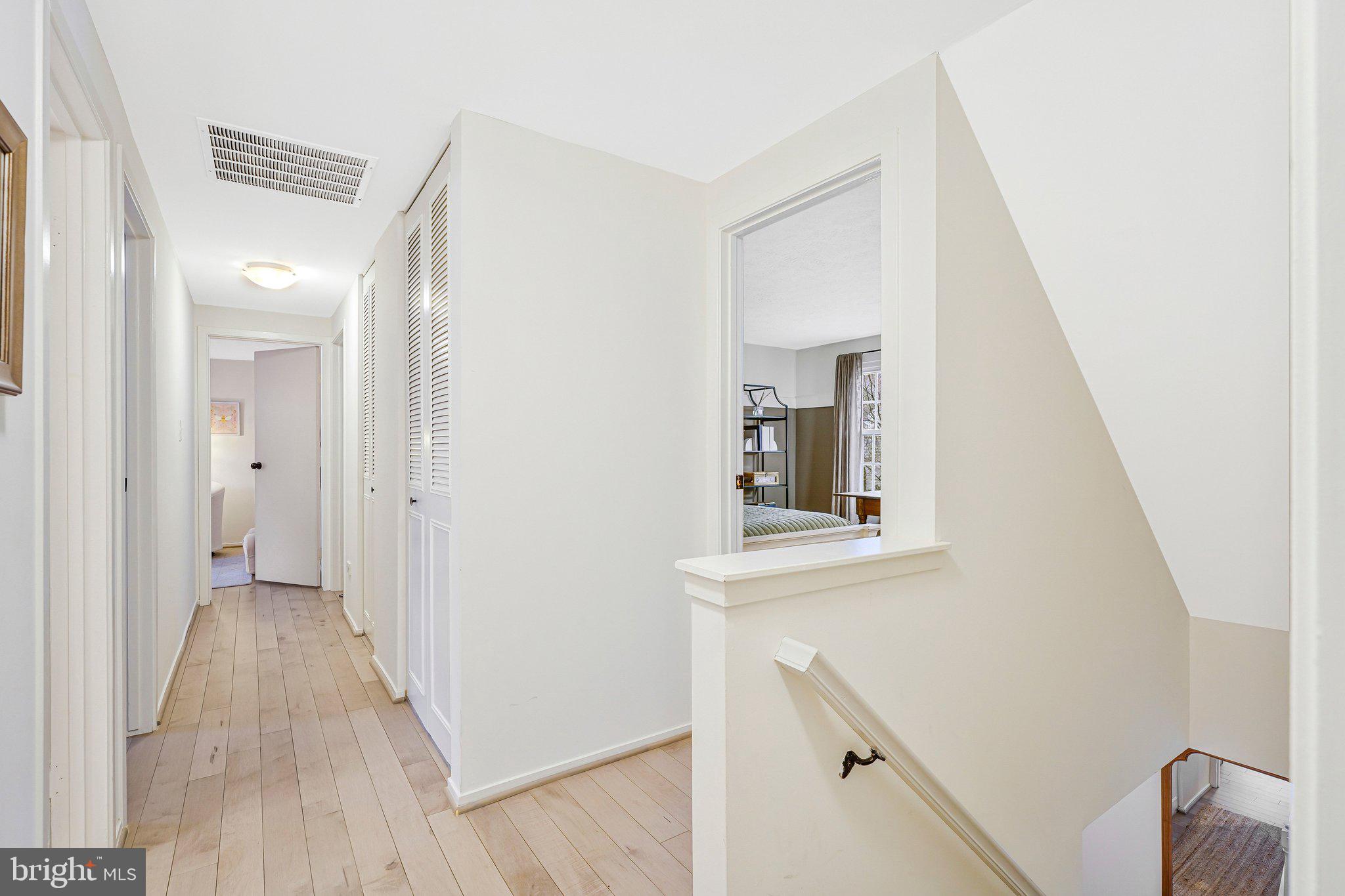 BURKE CENTRE - Residential