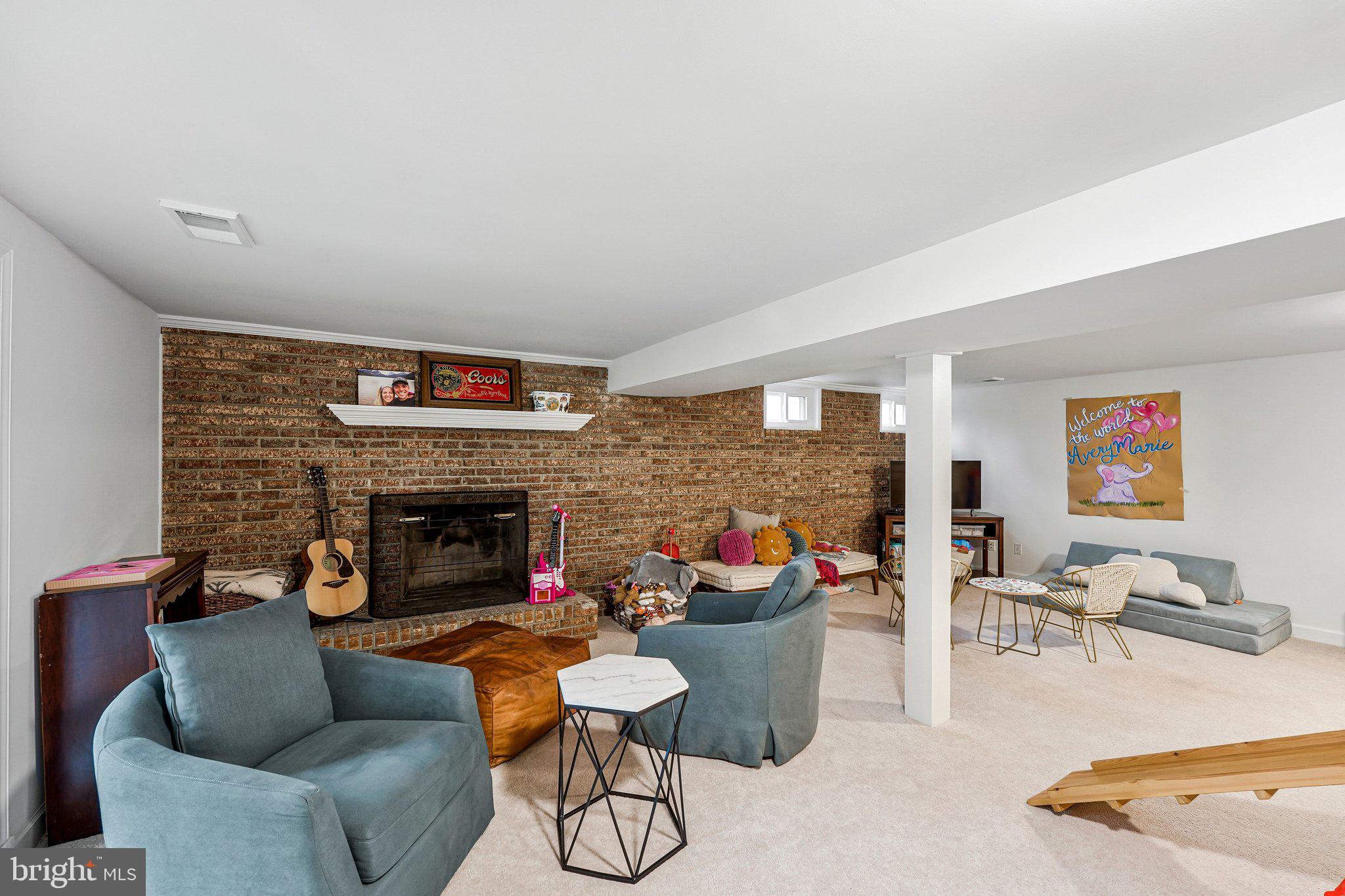 BURKE CENTRE - Residential