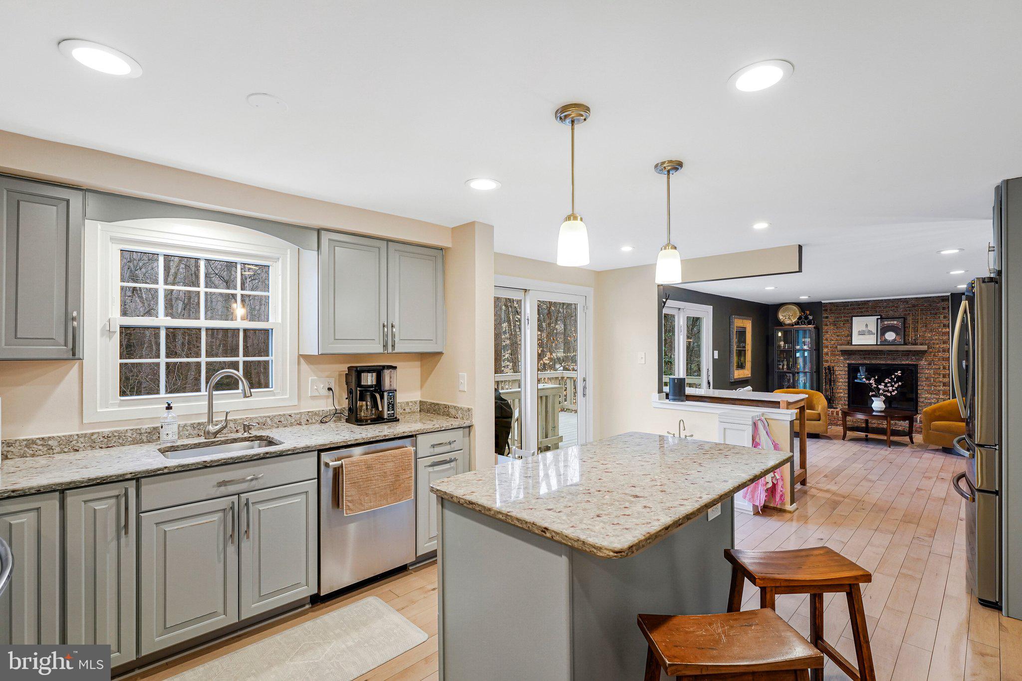 BURKE CENTRE - Residential