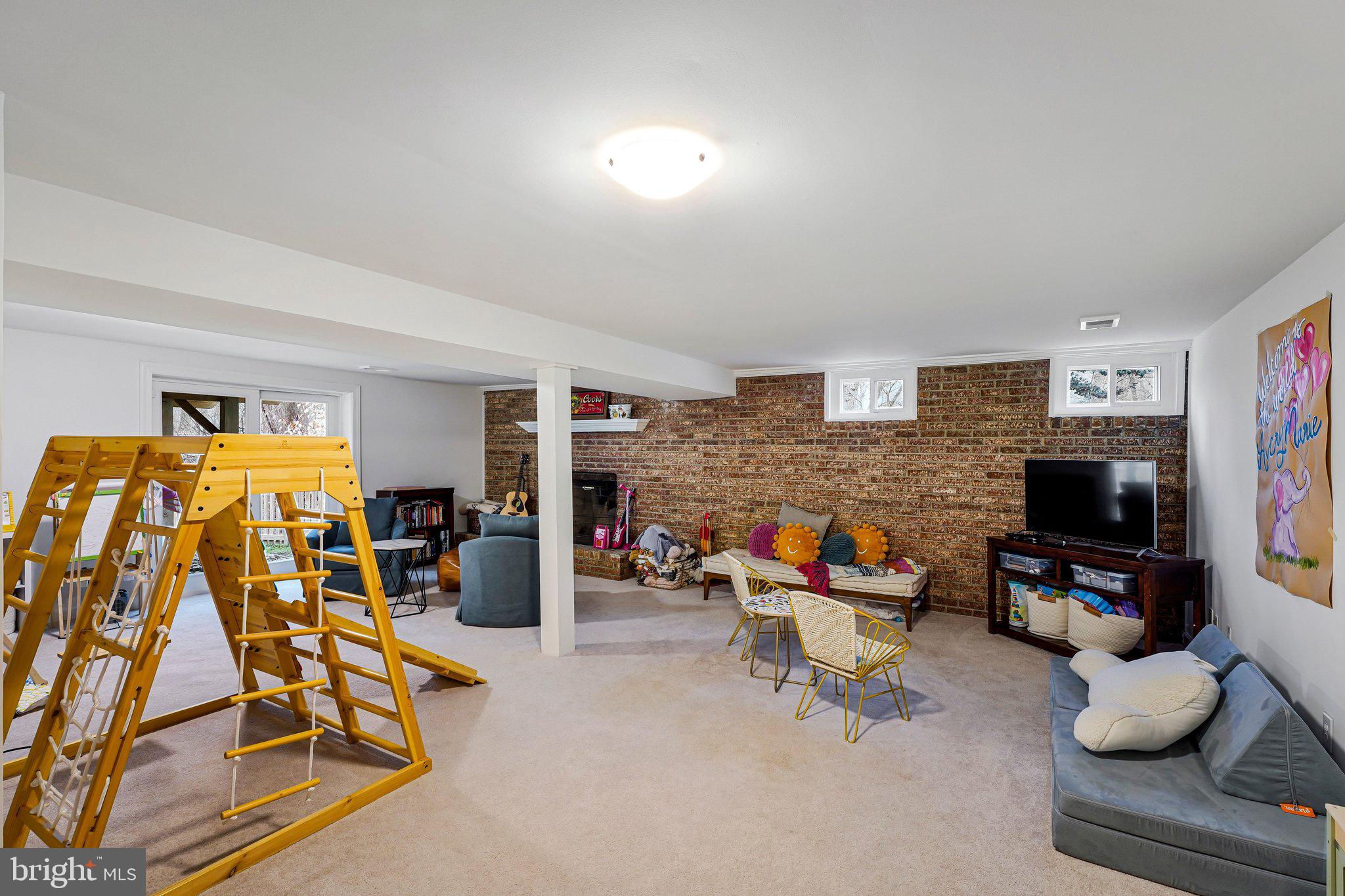 BURKE CENTRE - Residential