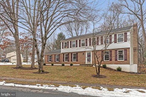 Homes For Sale - 10720 Burr Oak Way<br/> BURKE, VA 22015