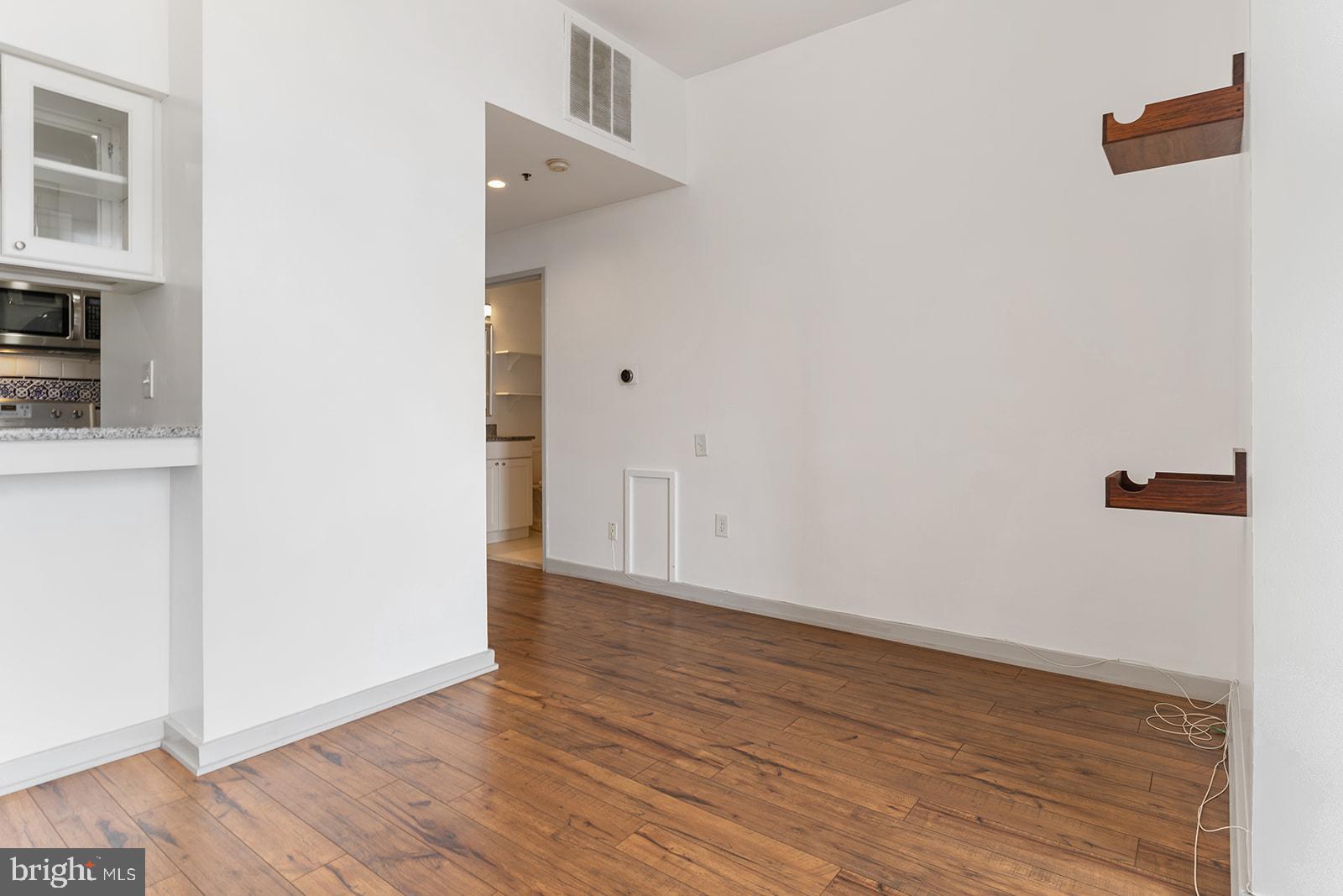 OLD CITY - Residential Lease