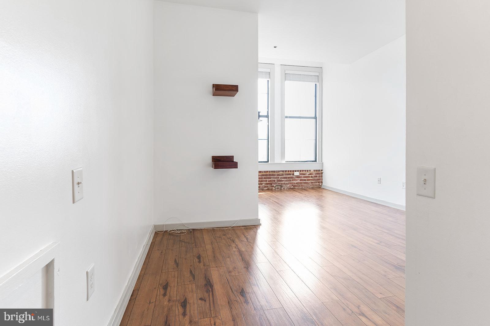 OLD CITY - Residential Lease