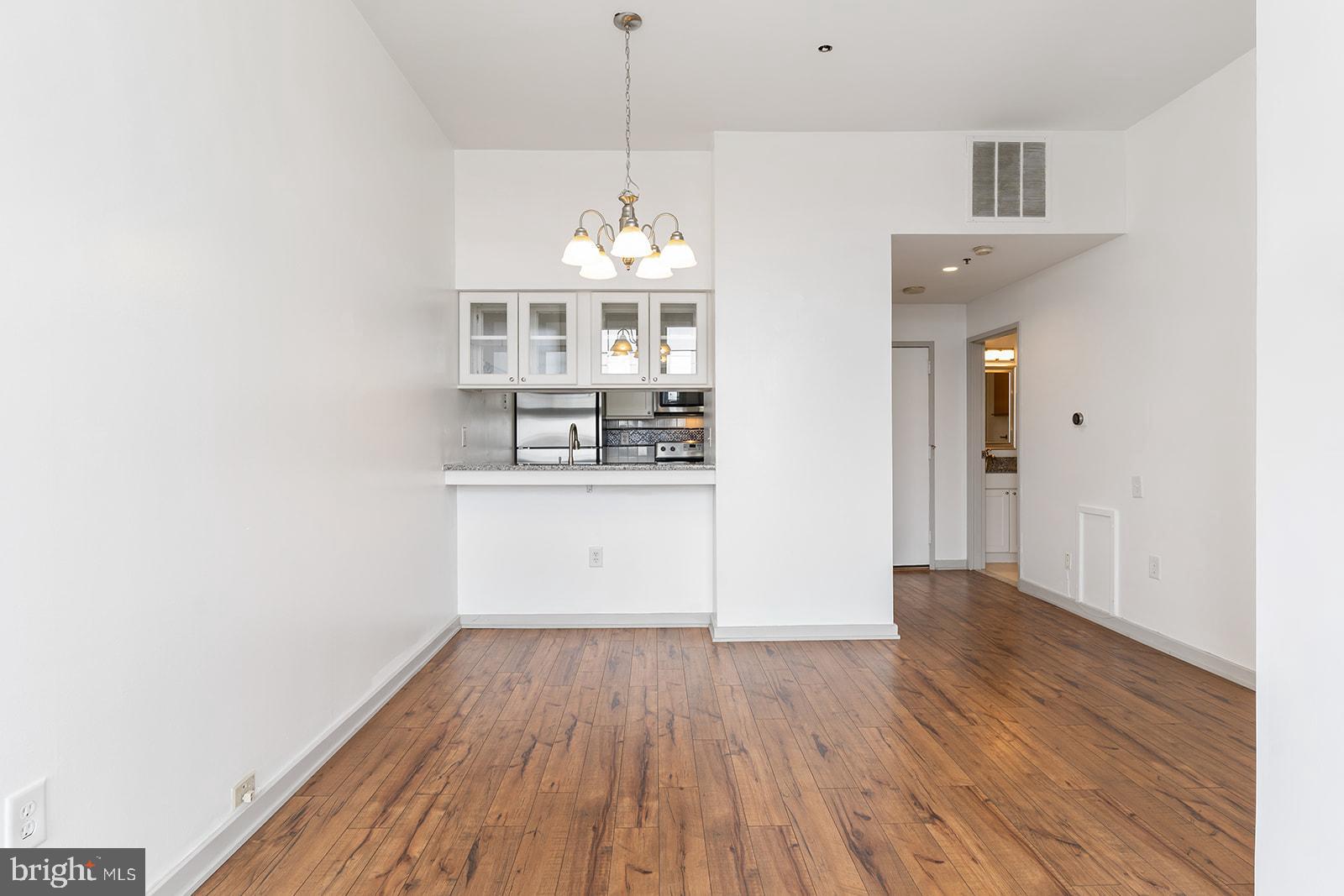 OLD CITY - Residential Lease