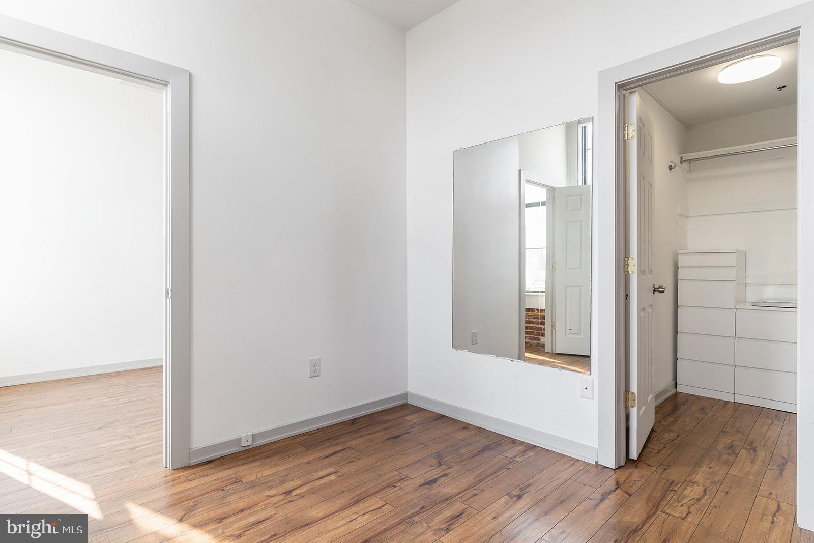 OLD CITY - Residential Lease