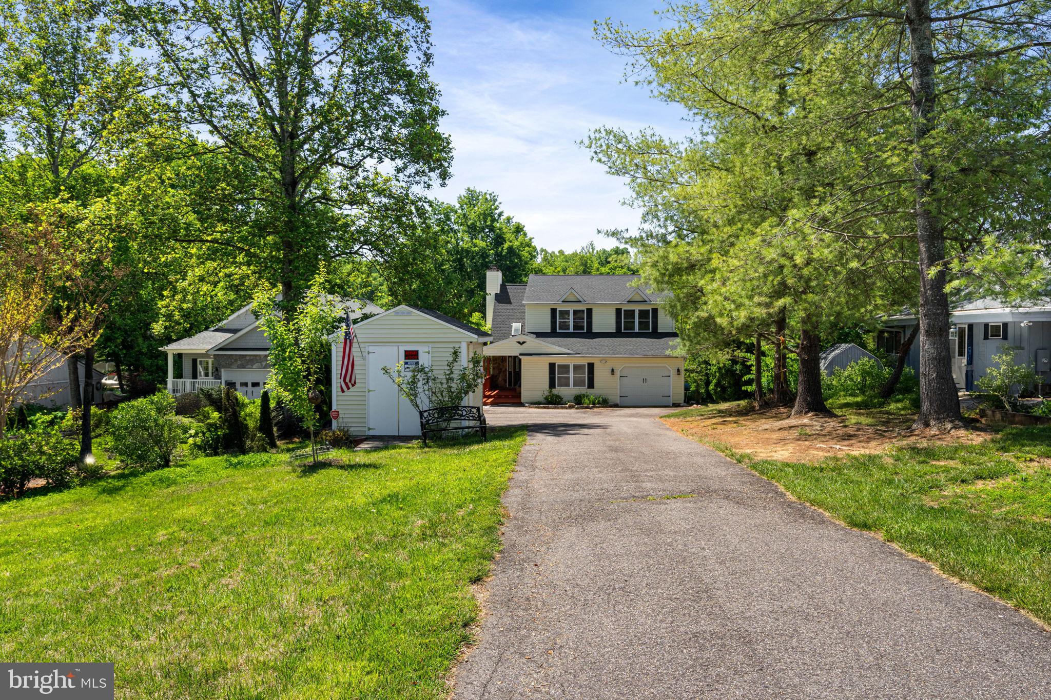 LAKE OF THE WOODS - Residential