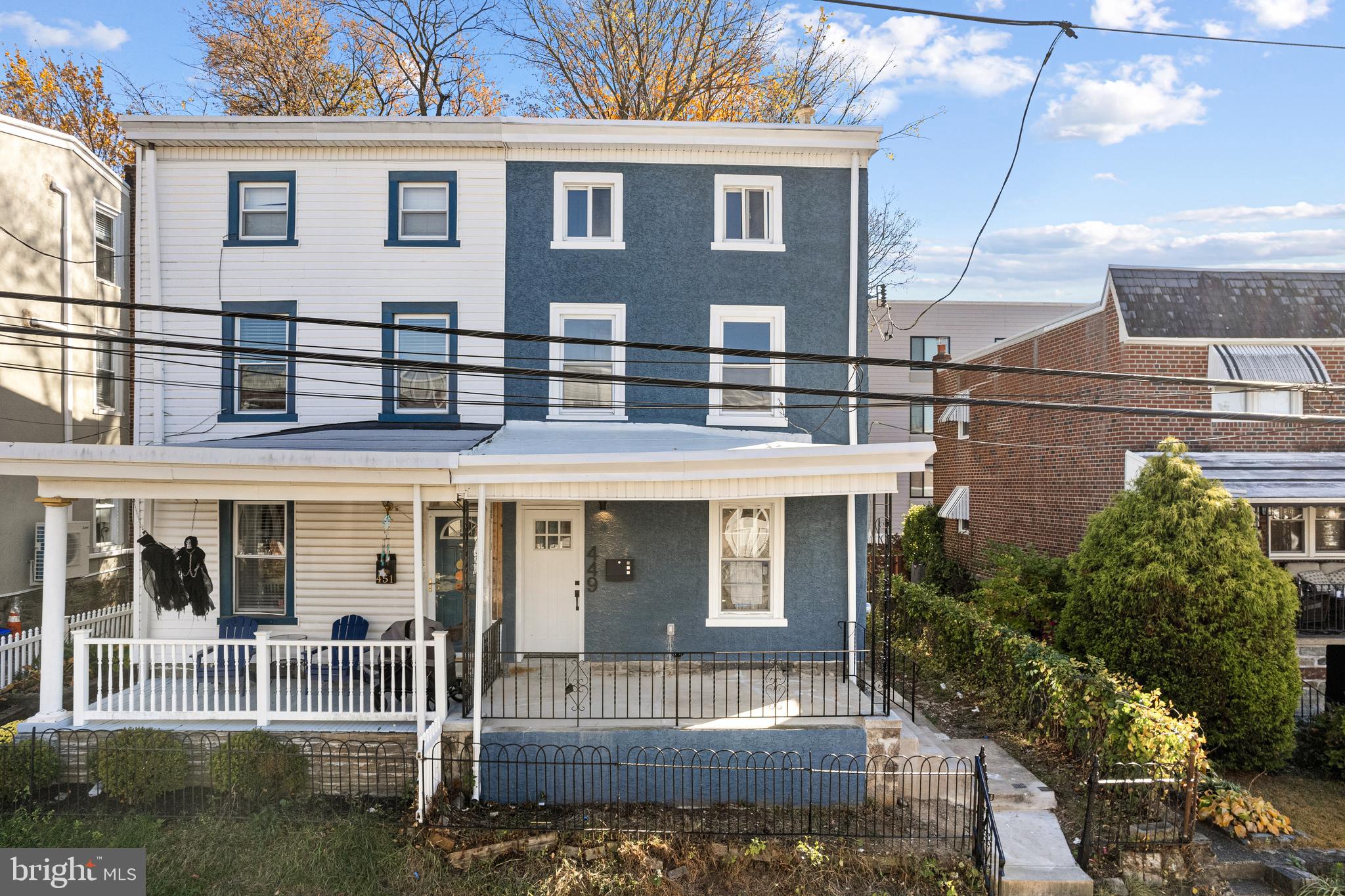 ROXBOROUGH - Residential