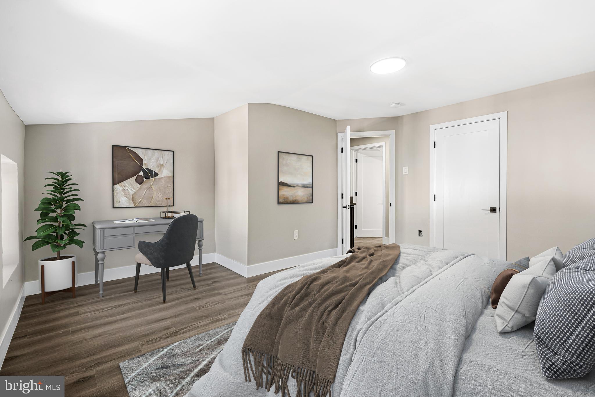 ROXBOROUGH - Residential