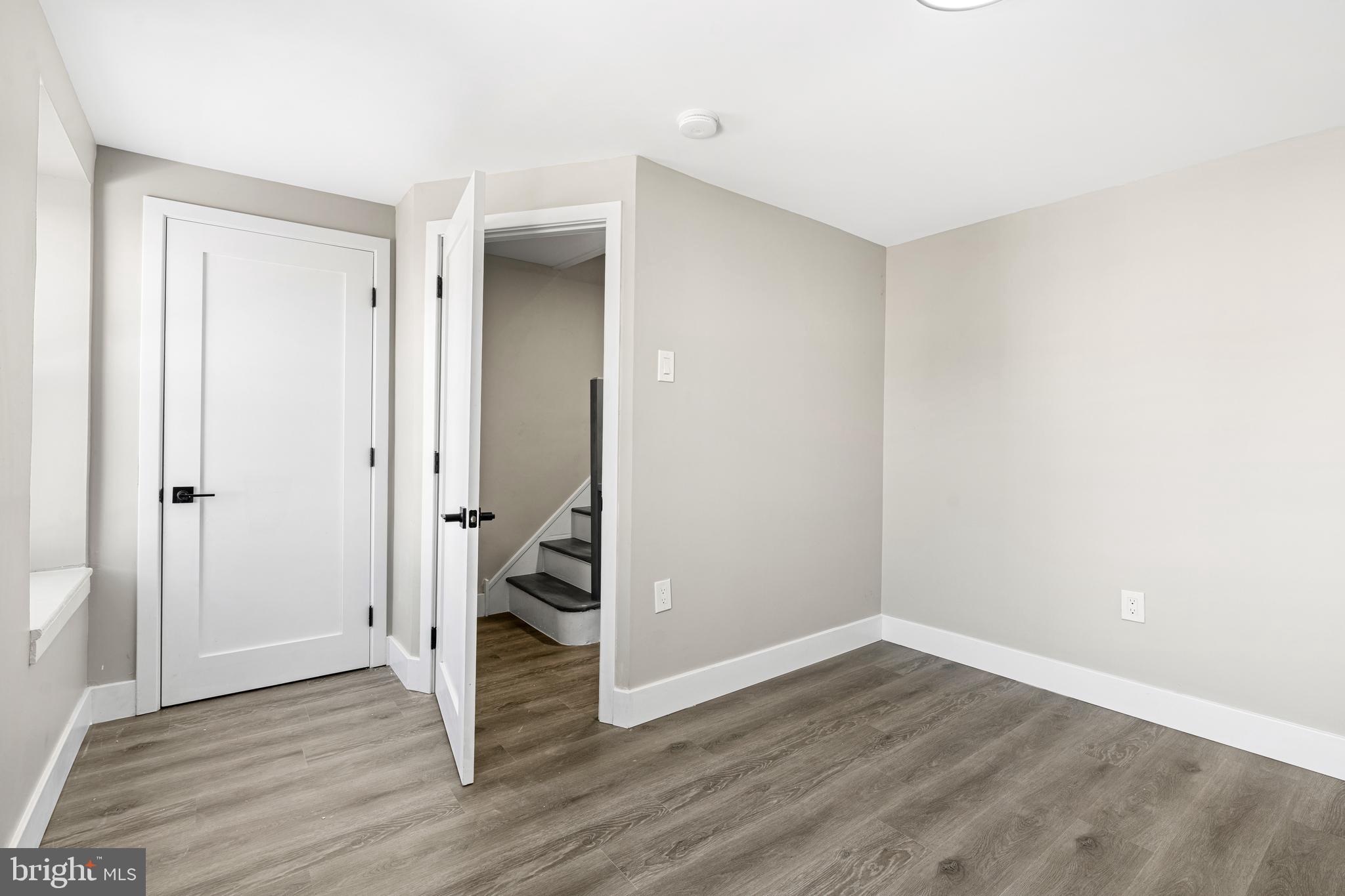 ROXBOROUGH - Residential